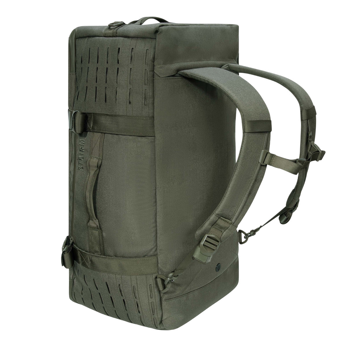 Die STOIRM 50L Duffel Bag von STOIRM ist eine olivgrüne, wasserdichte, rechteckige Tasche mit gepolsterten Schultergurten, einem seitlichen Griff, mehreren Befestigungspunkten und lasergeschnittenen MOLLE-Einsätzen für modulare Ausrüstung.