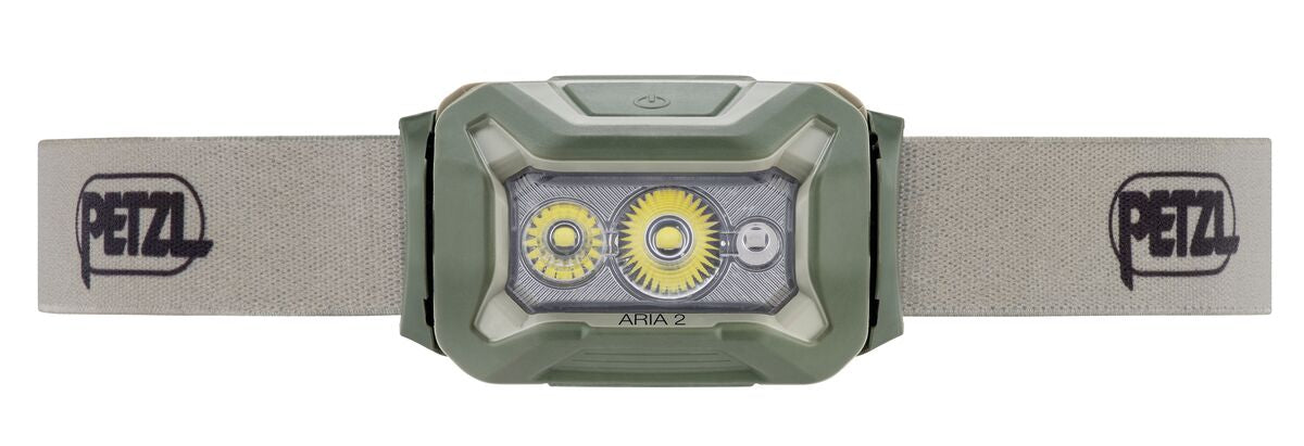 Die PETZL Kopflampe ARIA® 2 RGB ist eine grün-beige Stirnlampe mit zwei LEDs und einem verstellbaren Band mit PETZL-Logo - eine vielseitige Stirnlampe für jedes Abenteuer.