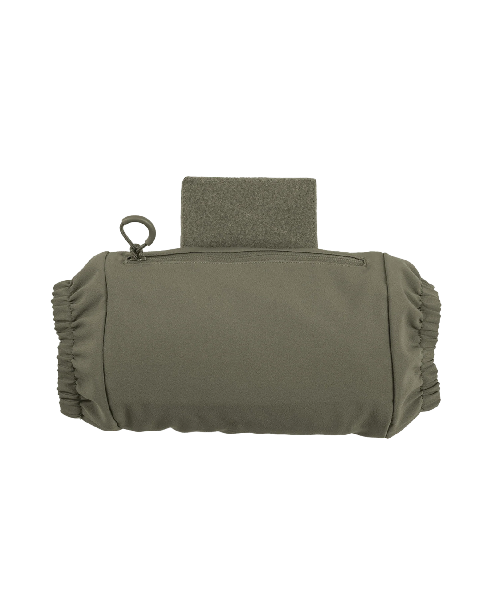Der EBERLESTOCK Recon Handwarmer in Military Green verfügt über einen Reißverschluss an der Oberseite, elastische Seitenteile und eine rechteckige Klettverschlusslasche. Er ist kompakt und einfach und eignet sich perfekt für kleine Gegenstände oder zur praktischen Kombination mit Ihrem Bino Harness.