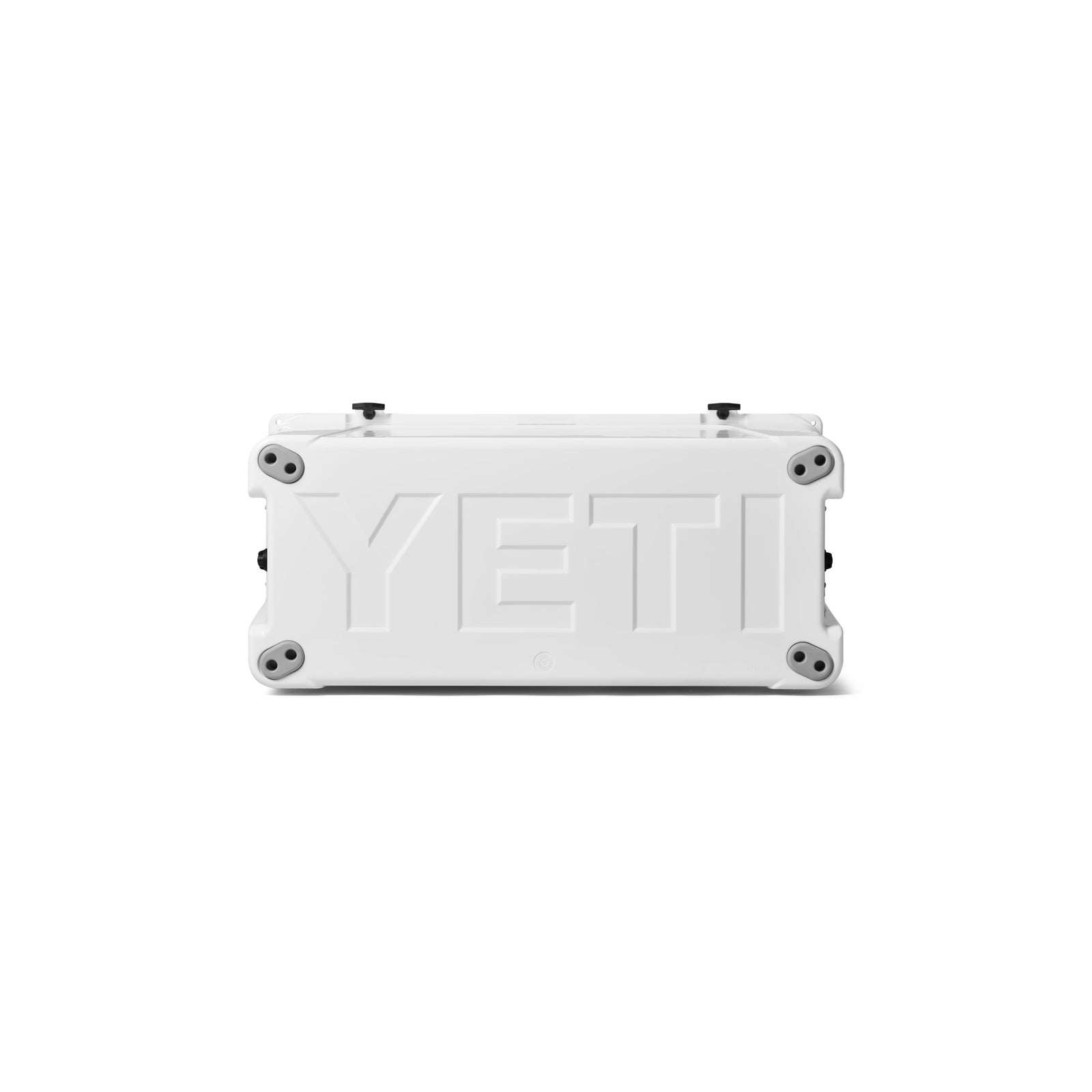 Die Frontansicht der YETI® Kühlbox Tundra 125 - White zeigt die rechteckige Form, das geprägte YETI-Branding, die schwarzen Eckakzente und die Griffe - berühmt für ihre leistungsstarke Isolierung.