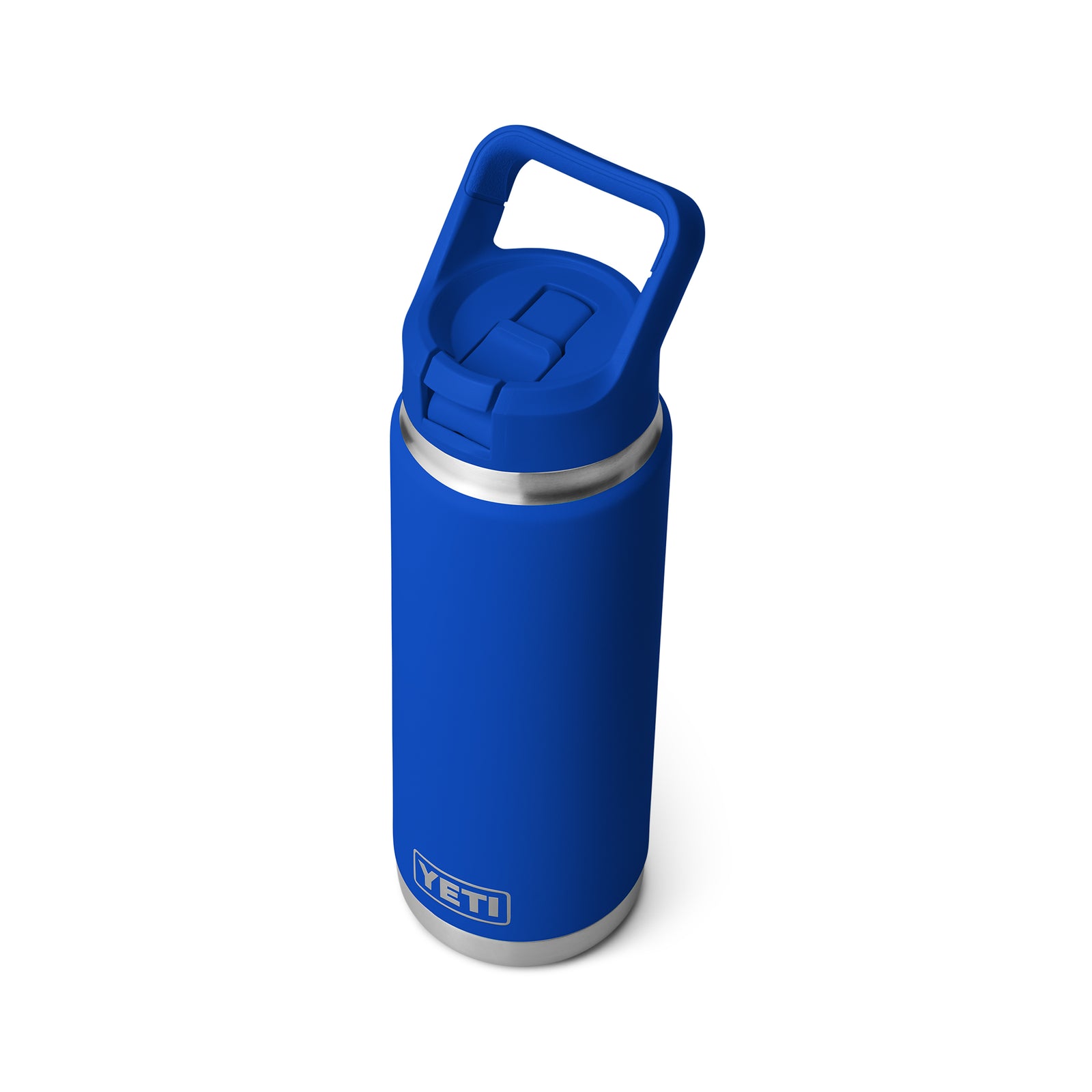 Eine YETI® Flasche Rambler 26 Oz Straw in Royale Blue mit einem Deckelgriff, von oben auf weißem Hintergrund dargestellt.