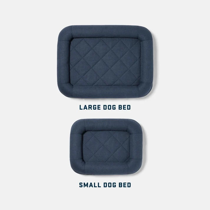 YETI® Boomer Hundebett Small - Navy