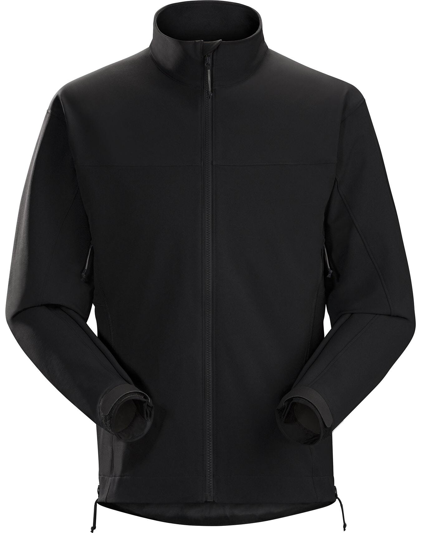 Die ARC'TERYX LEAF Arc'teryx Patrol Jacket AR Men's - Black ist ein schlichtes, schwarzes, langärmeliges Softshell mit hohem Kragen, zwei Seitentaschen und Reißverschluss auf der Vorderseite, abgebildet auf weißem Hintergrund.