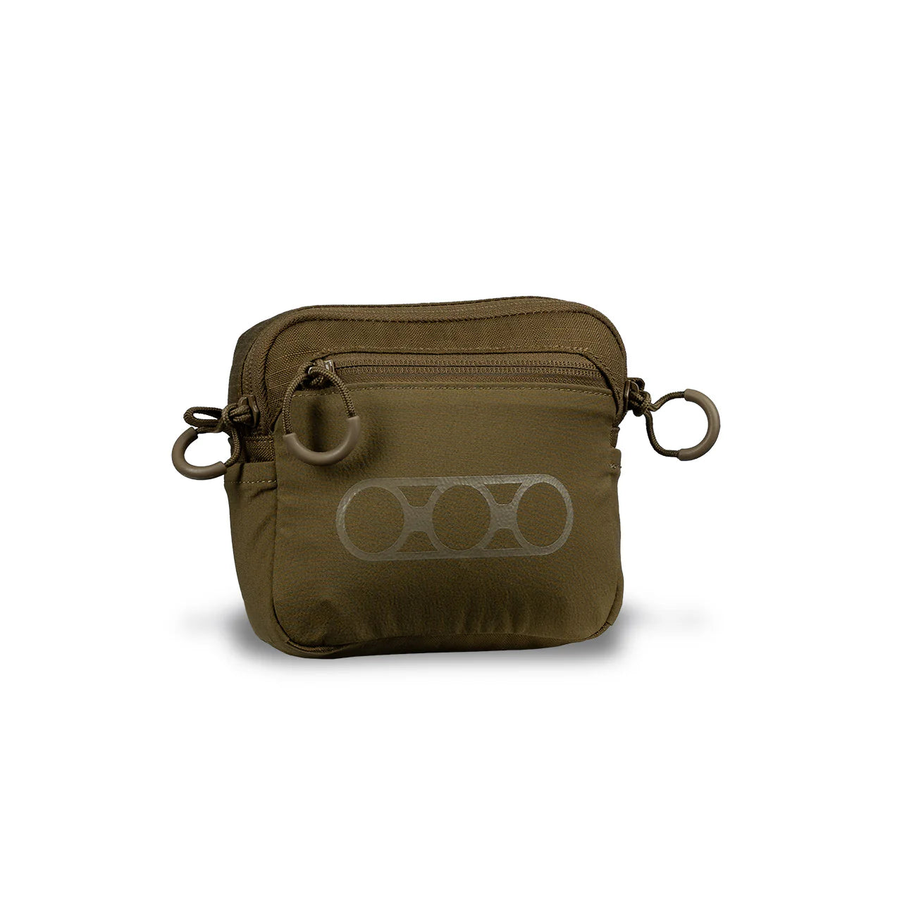 Die EBERLESTOCK General Purpose Pouch Small ist eine olivgrüne Tasche mit einer Reißverschlusstasche auf der Vorderseite, kreisförmigen seitlichen Metallbefestigungen, MOLLE-Kompatibilität und einem minimalistischen geometrischen Design auf der Vorderseite.