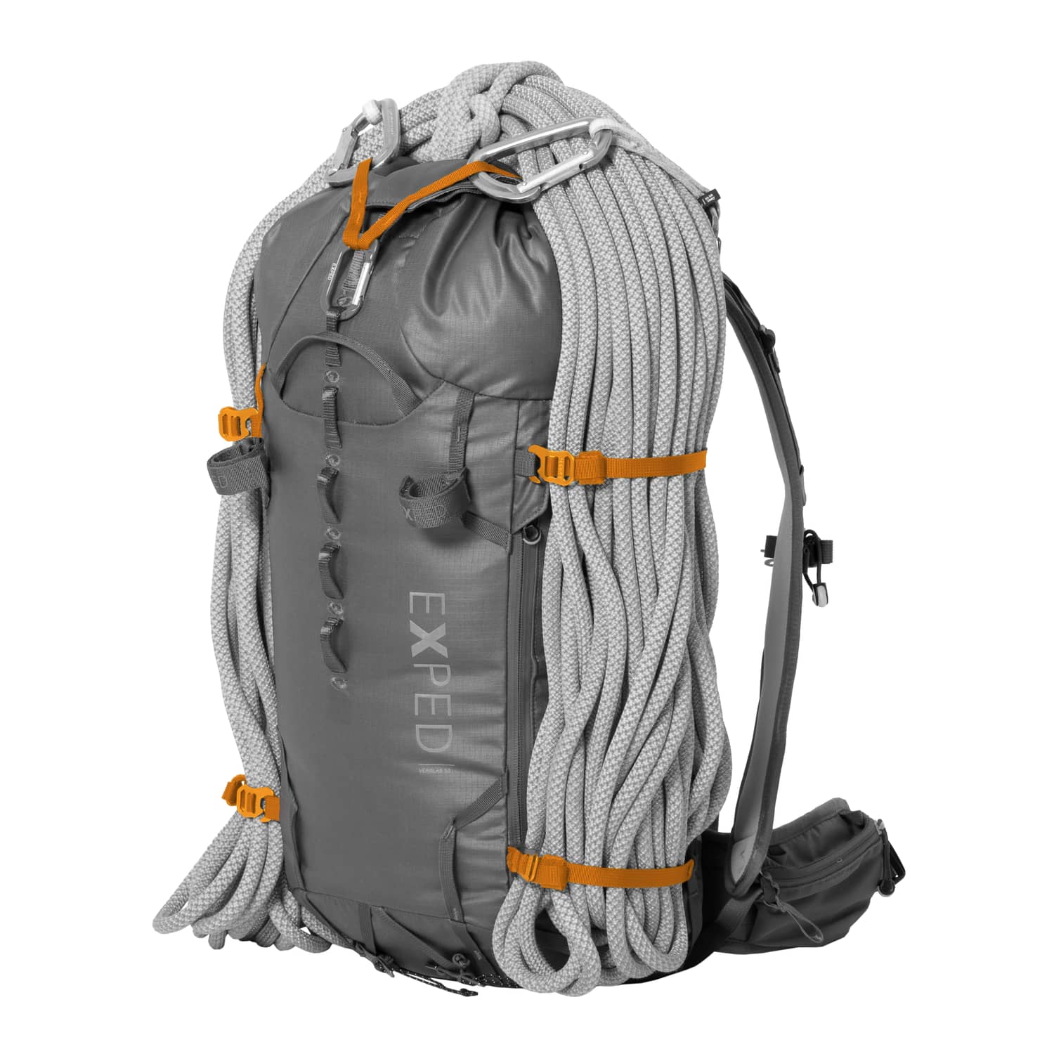 Der graue EXPED Rucksack Verglas 30, der für Bergtouren konzipiert wurde, hat orangefarbene Gurte und mehrere Rollen weißes Kletterseil angebracht. Der Rucksack verfügt über gepolsterte Schultergurte und einen Hüftgurt für zusätzlichen Komfort auf Ihrem Abenteuer.