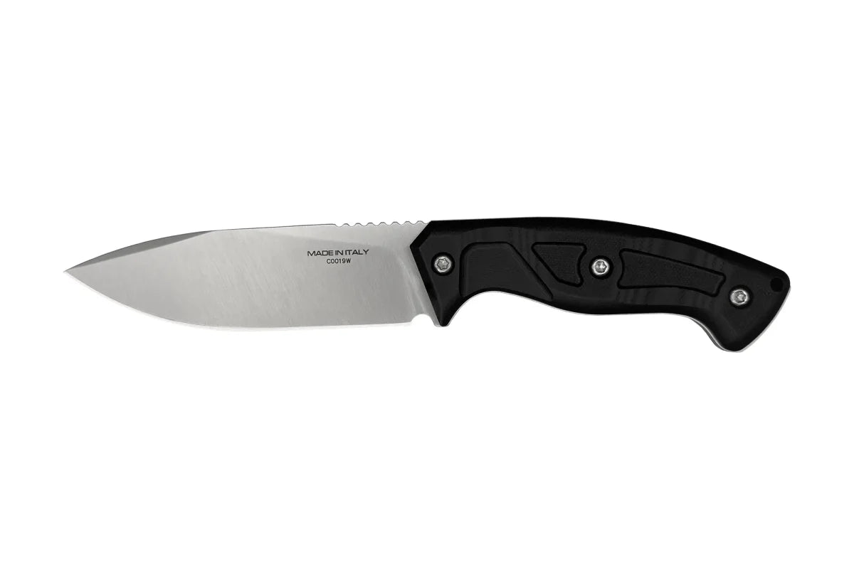Das Extrema Ratio Messer Venatus F Black Satin ist ein feststehendes Outdoormesser von EXTREMA RATIO mit einer Klinge aus rostfreiem Böhler N690 Stahl mit der Aufschrift MADE IN ITALY, gerader Schneide, spitzer Spitze und einem ergonomischen schwarzen Griff. Abgebildet auf weißem Hintergrund.