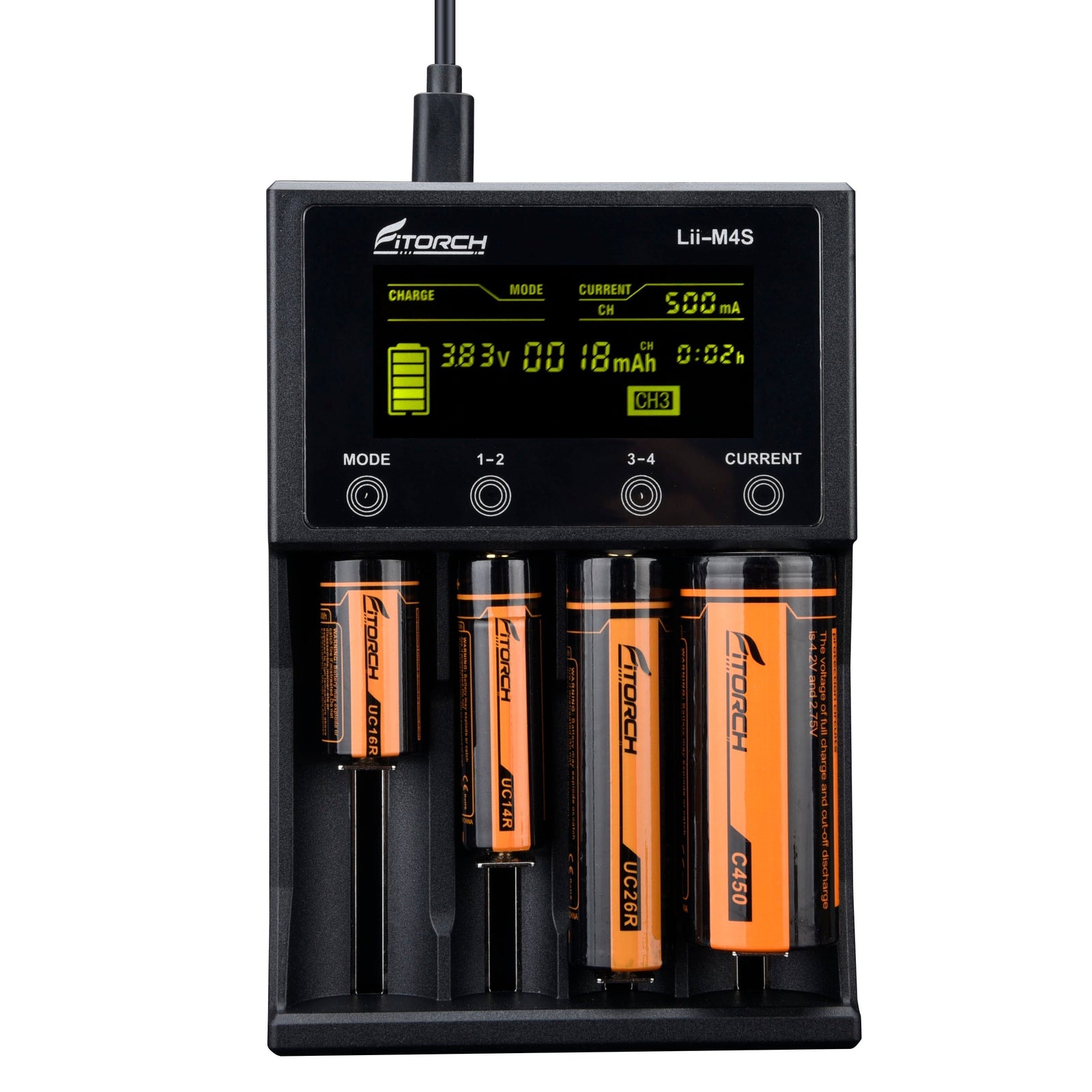 Die schwarze Fitorch USB-C Ladestation mit 4 Slots und Touchscreen von FITORCH zeigt den Ladestatus auf dem Display und lädt vier orange-schwarze Batterien verschiedener Größen - die vielseitige Lösung für alle Akku-Typen.