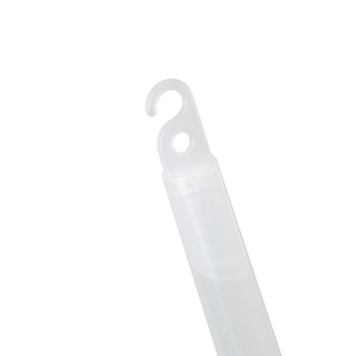 Nahaufnahme eines transparenten Kunststoffrohrs mit einem gebogenen Haken an der Spitze, ähnlich dem HELIKON-TEX Helikon-Tex Lightstick 6" - Gelb, der üblicherweise zum Aufhängen oder Aufbewahren von gerollten Dokumenten oder Postern verwendet wird.