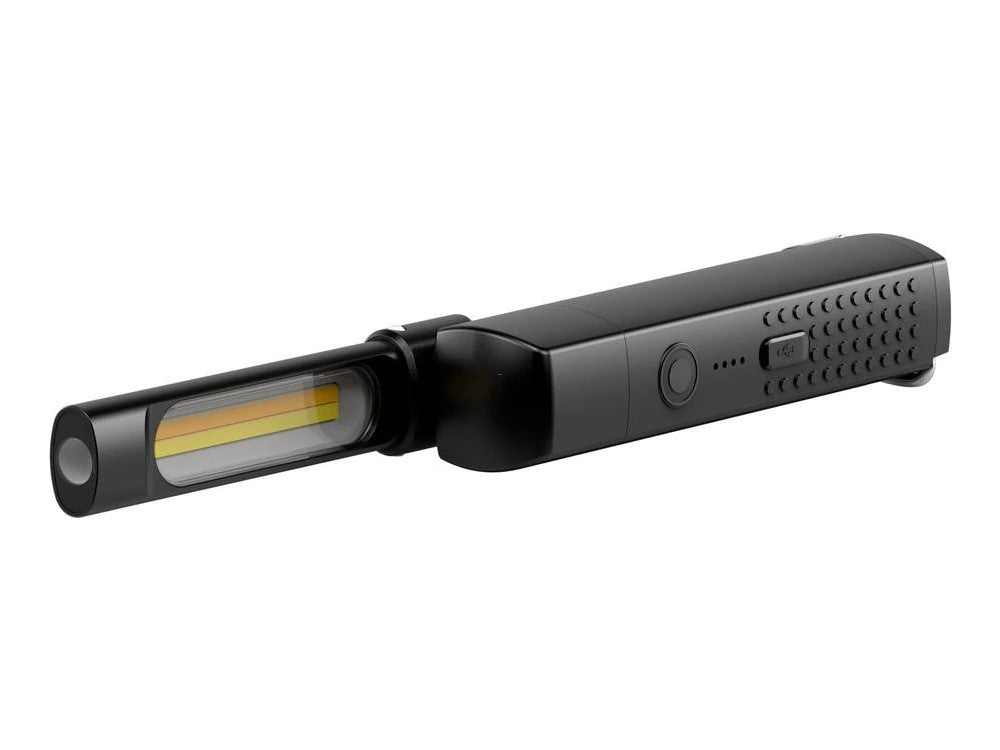 Die LEDLENSER Ledlenser W7R Work ist eine schwarze, tragbare LED-Arbeitsleuchte mit rechteckigem Lampenkopf, seitlichem Einschaltknopf, strukturiertem Griff, Kontrollleuchten am Griff und optionaler UV-Lichtfunktion.