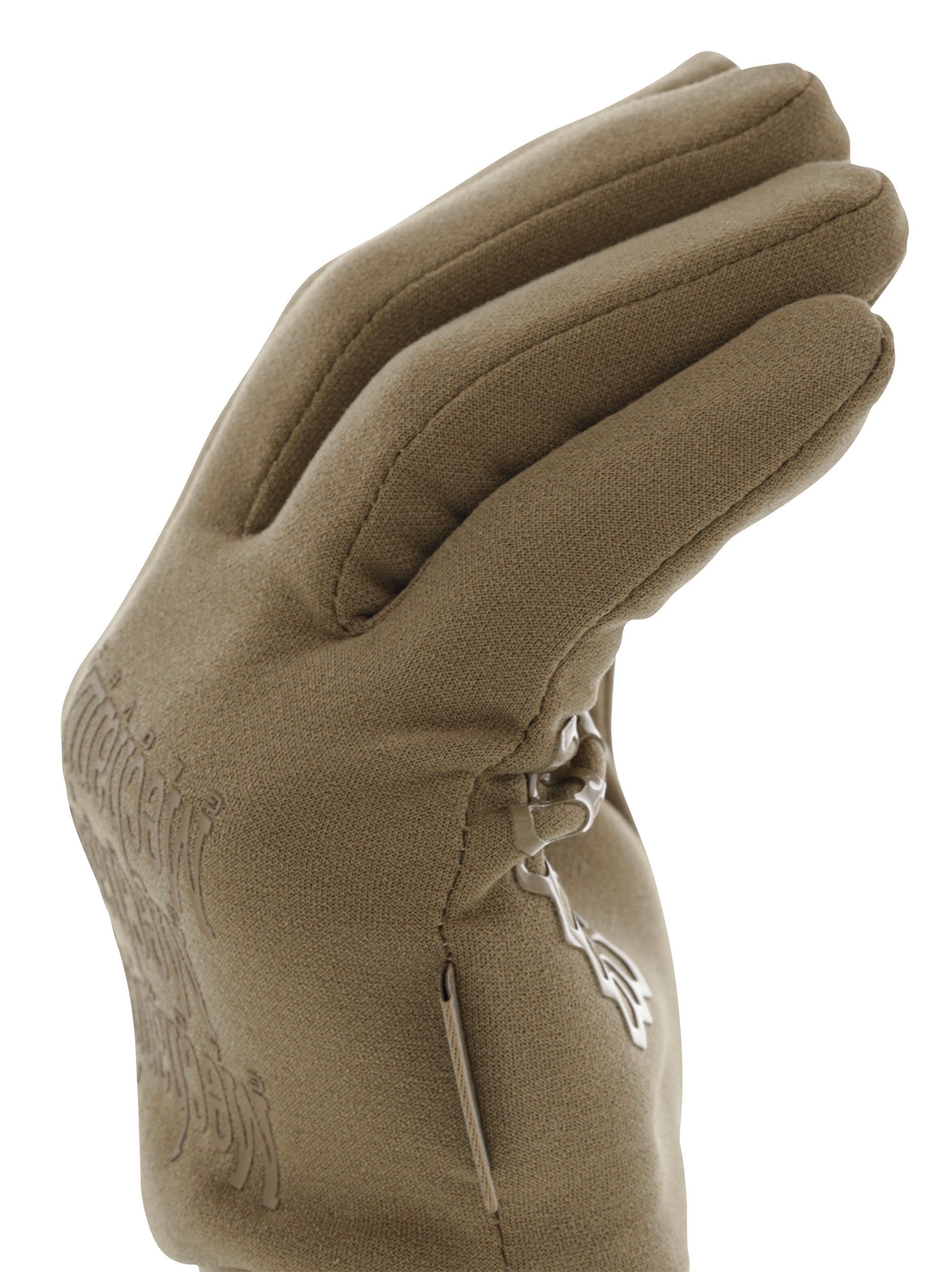 MECHANIX Mechanix Handschuhe ColdWork™ Base Layer - Coyote taktischer Handschuh, abgebildet von der Seite mit gekrümmten Fingern, Griffmuster auf der Handfläche und Logo in der Nähe des Handgelenks, auf weißem Hintergrund.