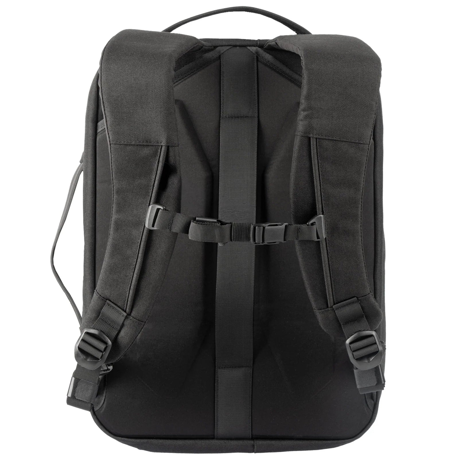 Die STOIRM Messenger Bag von STOIRM ist von hinten abgebildet und verfügt über gepolsterte Schultergurte, einen Brustgurt mit Schnalle, einen Tragegriff und ein 17-Zoll-Laptopfach zur sicheren Aufbewahrung von Geräten.