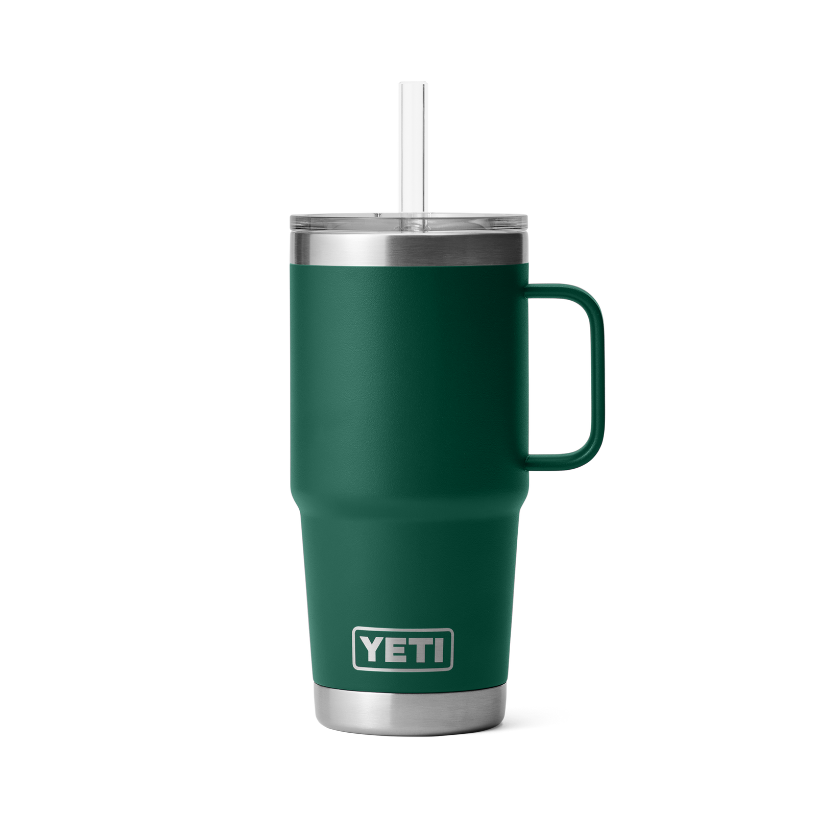 Ein YETI® Becher Rambler 25 Oz Straw Mug in Black Forest Green mit Henkel, Edelstahlakzenten, durchsichtigem Deckel und wiederverwendbarem Strohhalm ist vor einem schlichten weißen Hintergrund abgebildet.