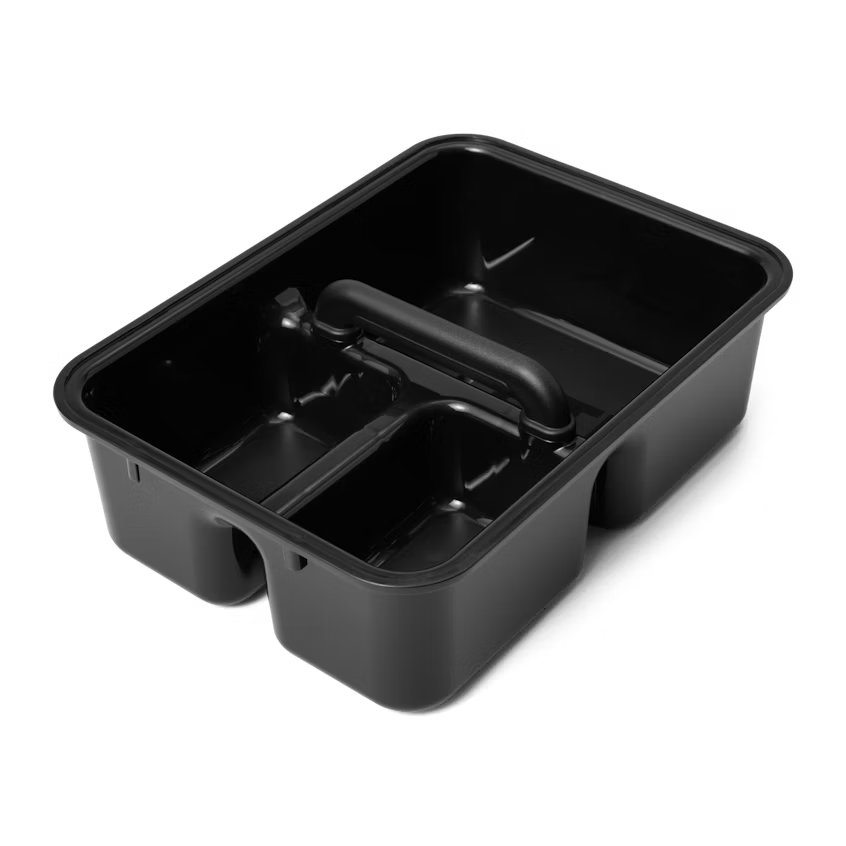 Der YETI® Einlegekorb zu LoadOut GoBox ist ein schwarzer Kunststoff-Caddy mit einem zentralen Griff und mehreren Fächern, perfekt für die Organisation und den Transport von Vorräten in Ihrer YETI LoadOut GoBox.