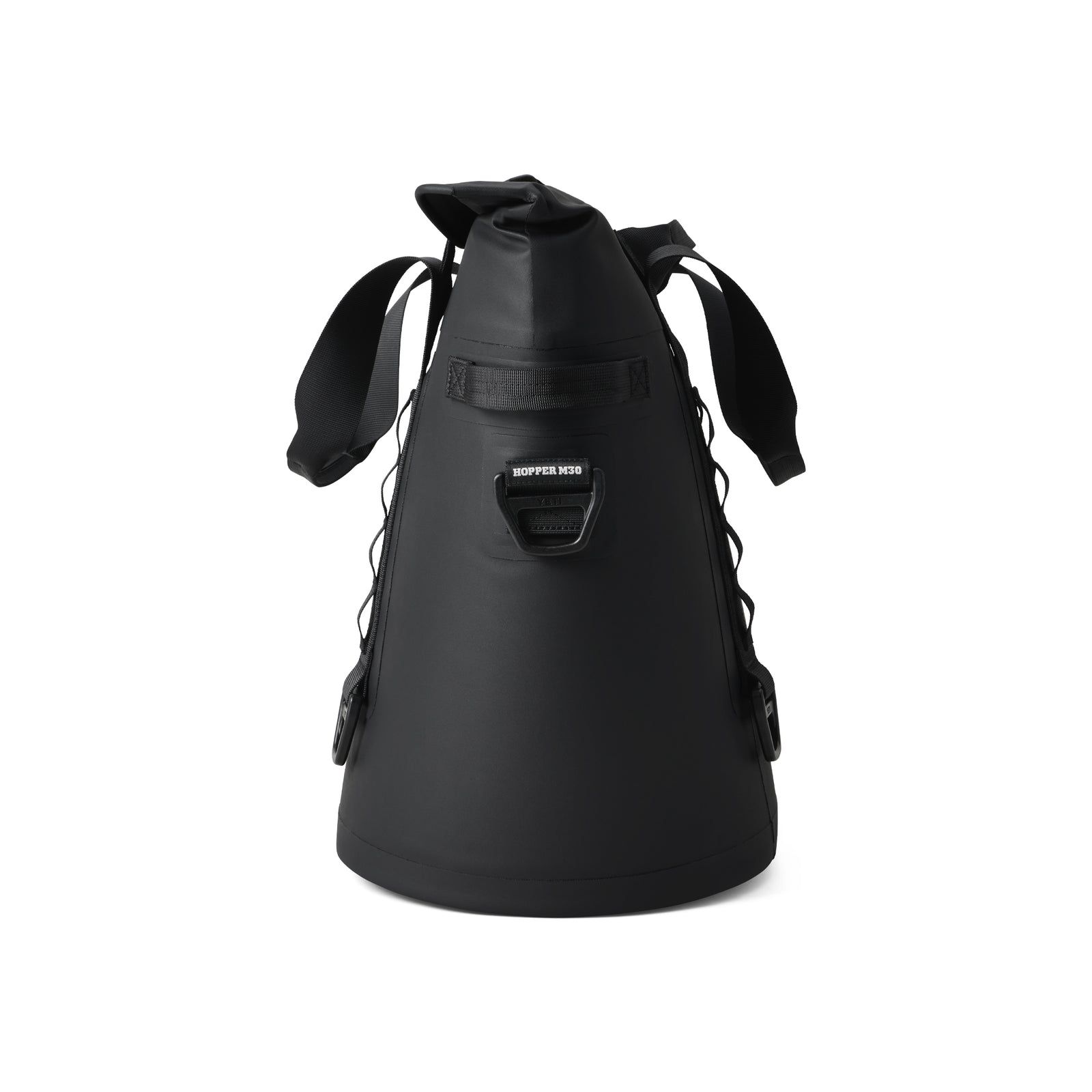 Der schwarze YETI® Hopper M30 Soft Cooler hat die Form eines Kegels, zwei Tragegurte, einen Rolltop-Verschluss, ein kleines Etikett auf der Vorderseite, seitliche Bungees und ein modernes Design - alles vor einem weißen Hintergrund.
