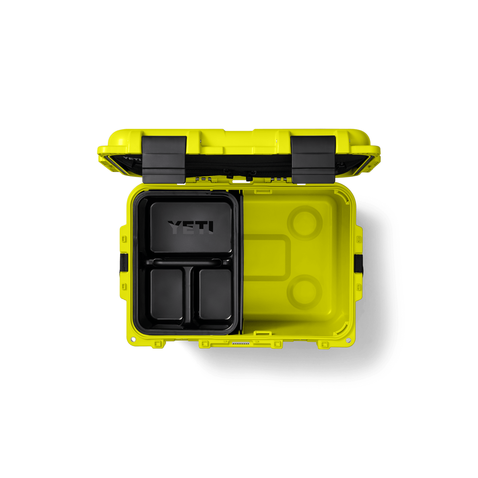 Draufsicht auf die geöffnete YETI® LoadOut GoBox 30 - Firefly Yellow von YETI, mit schwarzen Verschlüssen und einem herausnehmbaren schwarzen Fach mit drei Fächern. Ideal für Outdoor-Abenteuer. Der Innenraum ist bis auf das Fach leer.