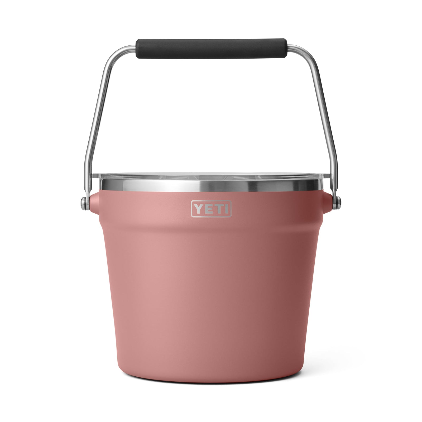 Ein YETI® Rambler® 7,6-Liter-Getränkekübel in Sandstone Pink mit einem Rand aus Edelstahl und einem silbernen Tragegriff mit schwarzem Griff wird vor einem schlichten weißen Hintergrund präsentiert.