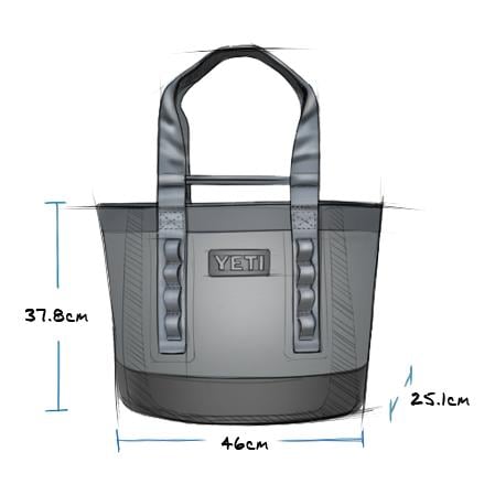 Abbildung der YETI® Tragetasche Camino® Carryall 35 in Storm Grey: robuste Allzwecktasche mit Doppelgriffen, gesteppten Akzenten und YETI Logo vorn. Maße: 37,8 cm hoch, 46 cm breit, 25,1 cm tief.
