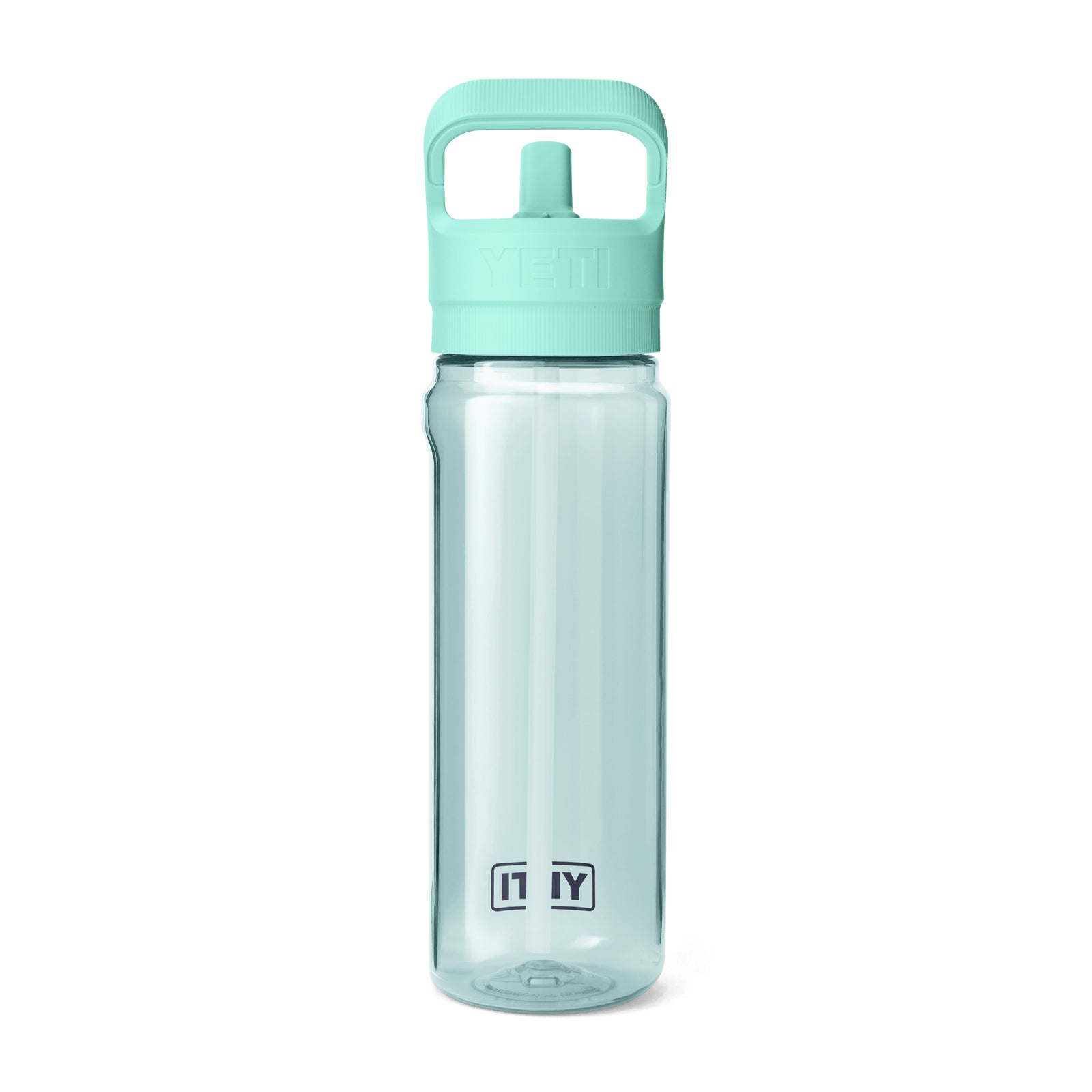 Die YETI® Yonder™ 750ml Straw Wasserflasche - Seafoam ist eine durchsichtige Flasche mit meerschaumfarbenem Deckel und Griff, die mit einem geprägten YETI-Branding und zwei Logoaufklebern versehen ist. Diese BPA-freie Flasche bietet stilvolles Design und bewährte Haltbarkeit.