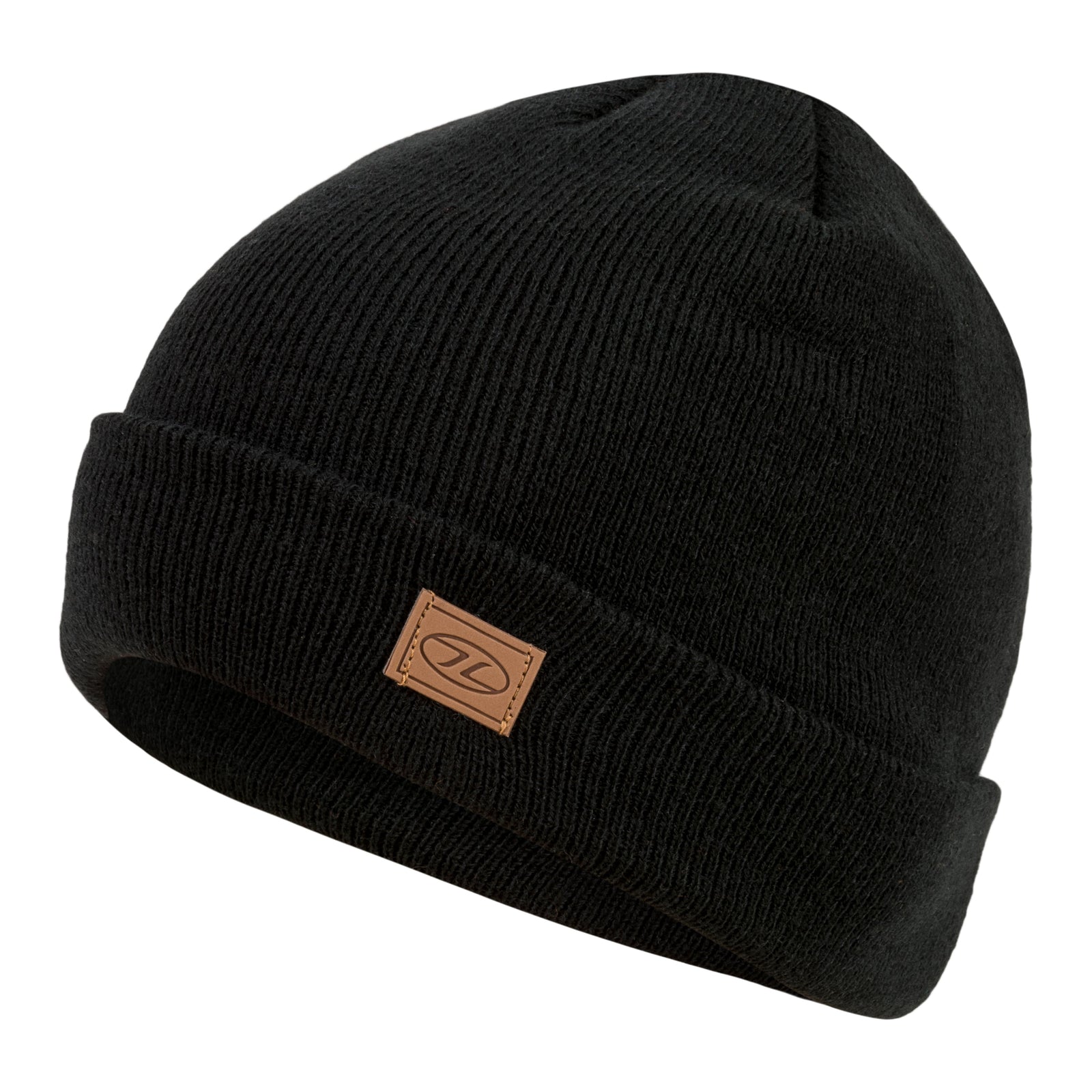 Die Highlander Strickmütze von HIGHLANDER OUTDOOR ist eine schlichte, schwarze Strickmütze mit umgeschlagener Krempe und einem kleinen, rechteckigen, braunen Aufnäher mit einfachem Logo - ideal, um Ihrem Winterlook Wärme und Stil zu verleihen.