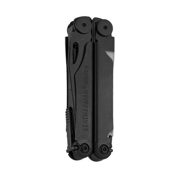 Ein geschlossenes LEATHERMAN WAVE PLUS Multitool in Schwarz wird mit einer Zange und einem auswechselbaren Drahtschneider im Inneren gefaltet gezeigt, fotografiert vor einem schlichten weißen Hintergrund.