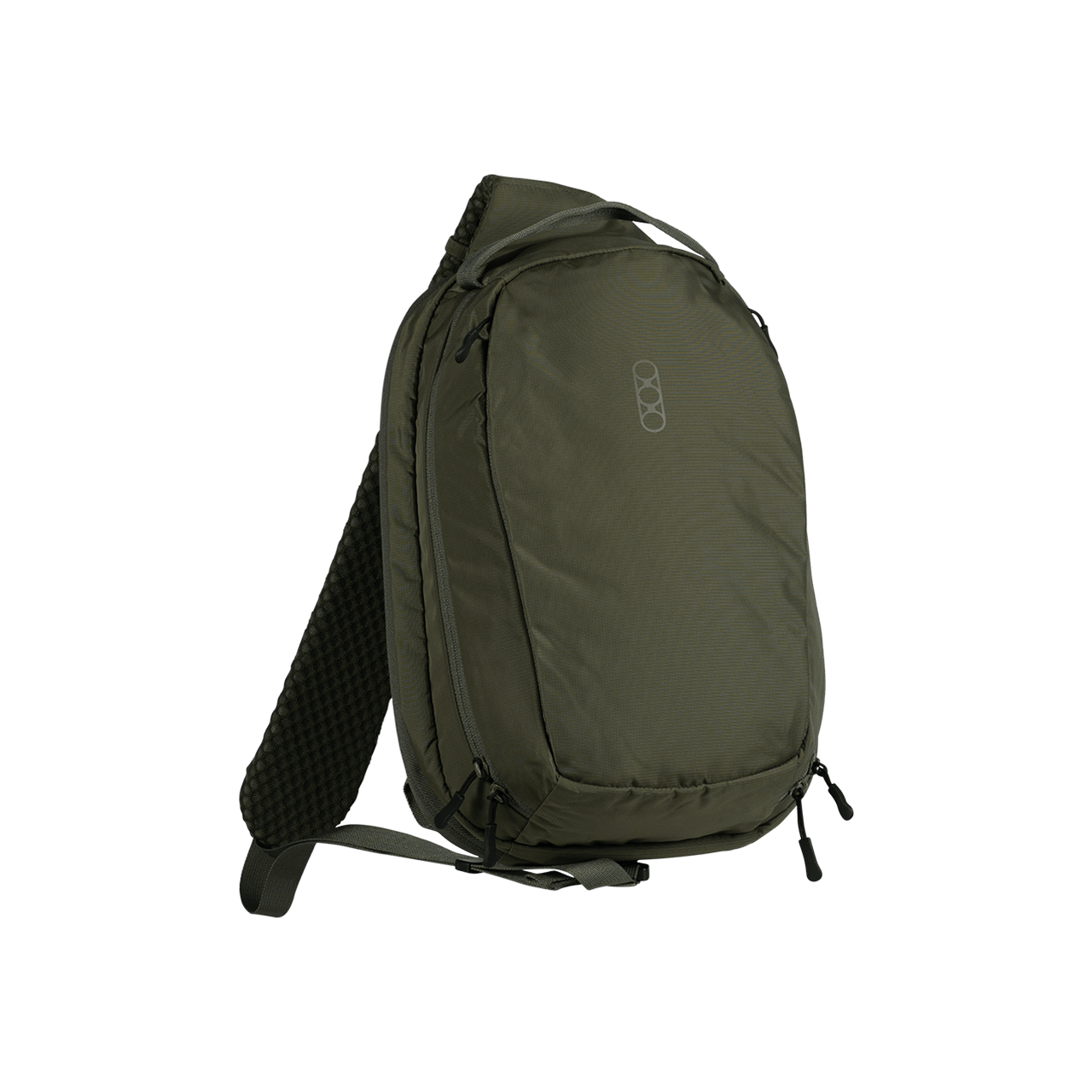 Der EBERLESTOCK Fade Sling Rucksack in Olivgrün verfügt über einen verstellbaren Schultergurt, ein Hauptfach mit Reißverschluss und ein dezentes Logo auf der Vorderseite - ideal für das Tragen von Personal Defense Weapons - auf einem schlichten weißen Hintergrund.