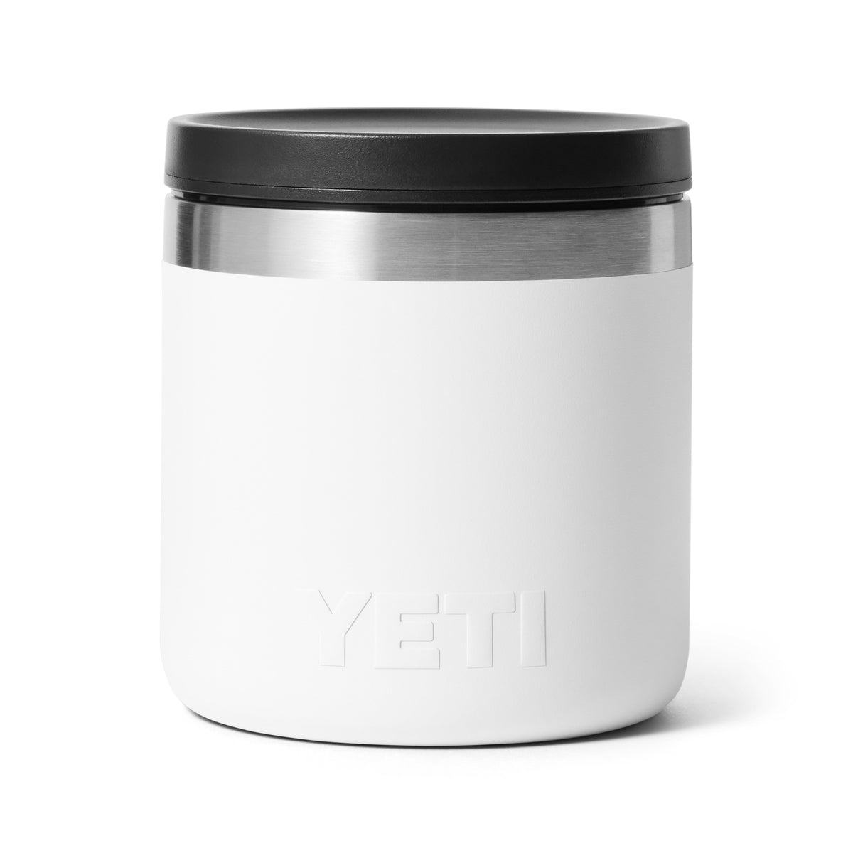 Der YETI® Isolierter Essensbehälter Rambler 8 oz in Weiß, mit schwarzem Deckel und geprägtem YETI-Logo, wird vor einem schlichten weißen Hintergrund gezeigt.