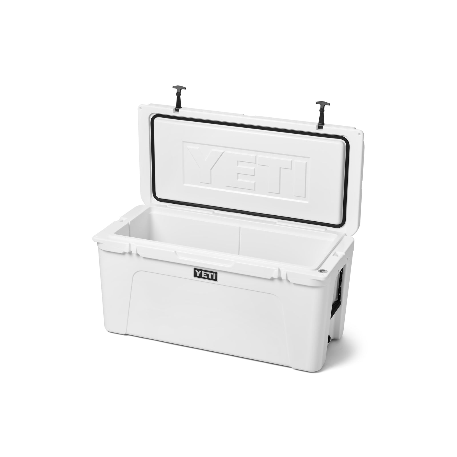 Eine große weiße YETI® Kühlbox Tundra 125 von YETI, die geöffnet gezeigt wird, wobei der leere Innenraum sichtbar ist. Das ikonische YETI-Logo erscheint auf dem Deckel und der Vorderseite und unterstreicht die leistungsstarke Isolierung für maximale Kühlung.