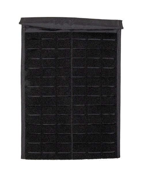 Das EBERLESTOCK Fade Blocker Sleeve Tablet ist eine schwarze, rechteckige Stoffplatte mit verstärkten Kanten, horizontalen Schlitzreihen und einer oberen Klappe - ideal als gepolsterte Tablet-Hülle.