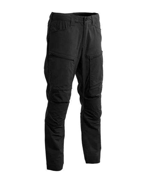 Die EBERLESTOCK Deadwood Pant - Black verfügt über mehrere Reißverschlusstaschen und verstärkte Knie, was sie zu einer robusten, wasserabweisenden Hose macht - ideal für Outdoor-Abenteuer. Abgebildet vor einem weißen Hintergrund.
