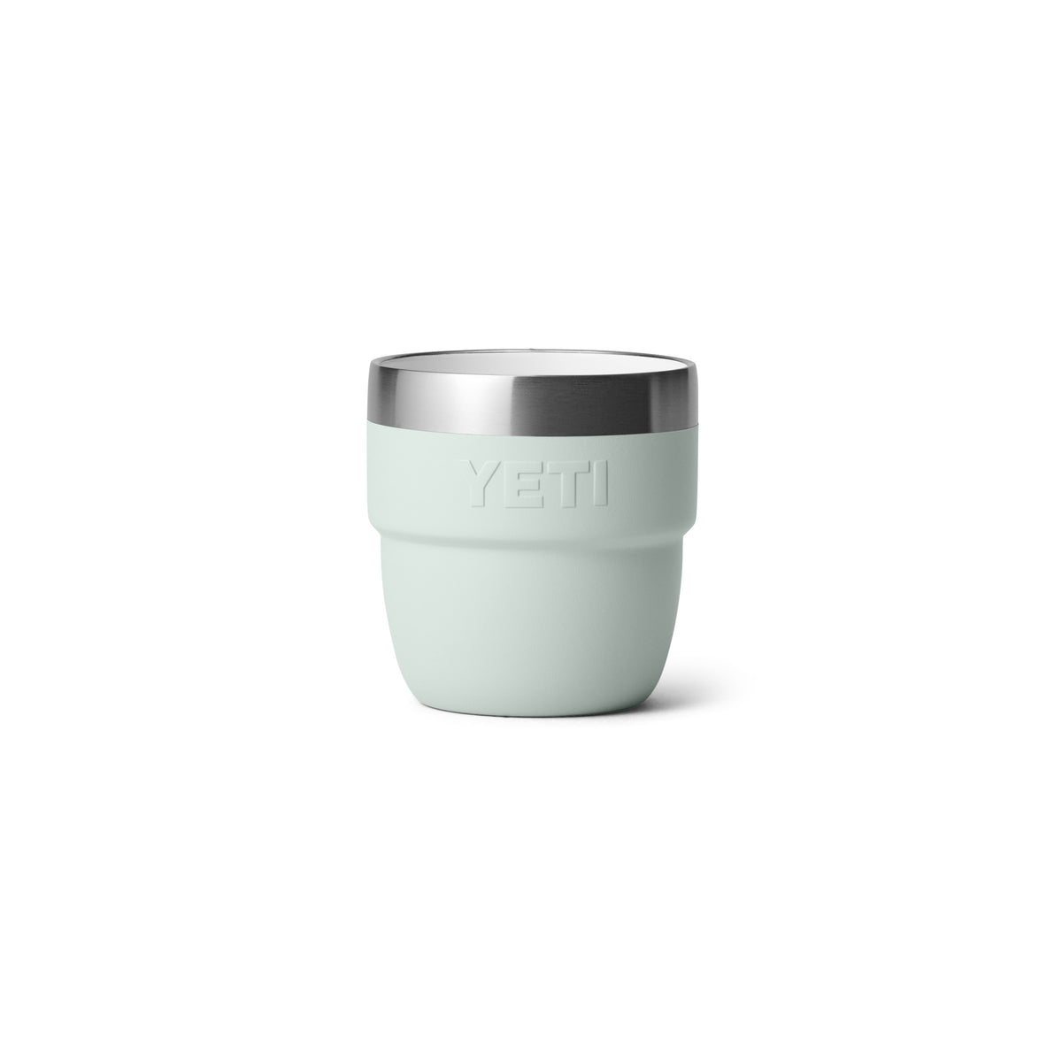 Ein Ridgeline YETI® Espresso-Tasse Rambler 4 Oz (2er Pack) mit Edelstahlrand und doppelwandiger Vakuumisolierung, dargestellt auf einem schlichten weißen Hintergrund.