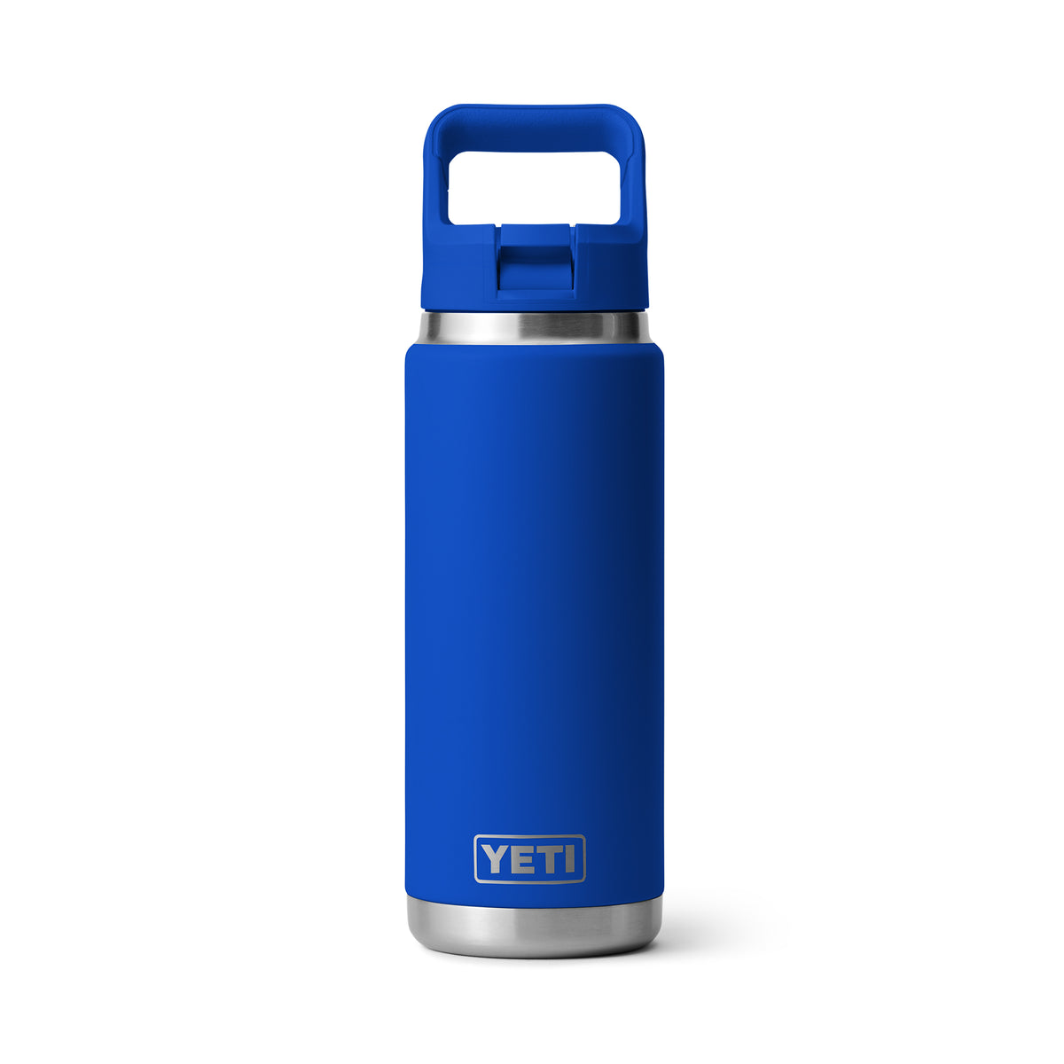 Eine YETI® Flasche Rambler 26 Oz Straw in Royale Blue mit silbernem Boden und Deckelgriff, mit doppelwandiger Vakuumisolierung, steht aufrecht vor einem weißen Hintergrund.
