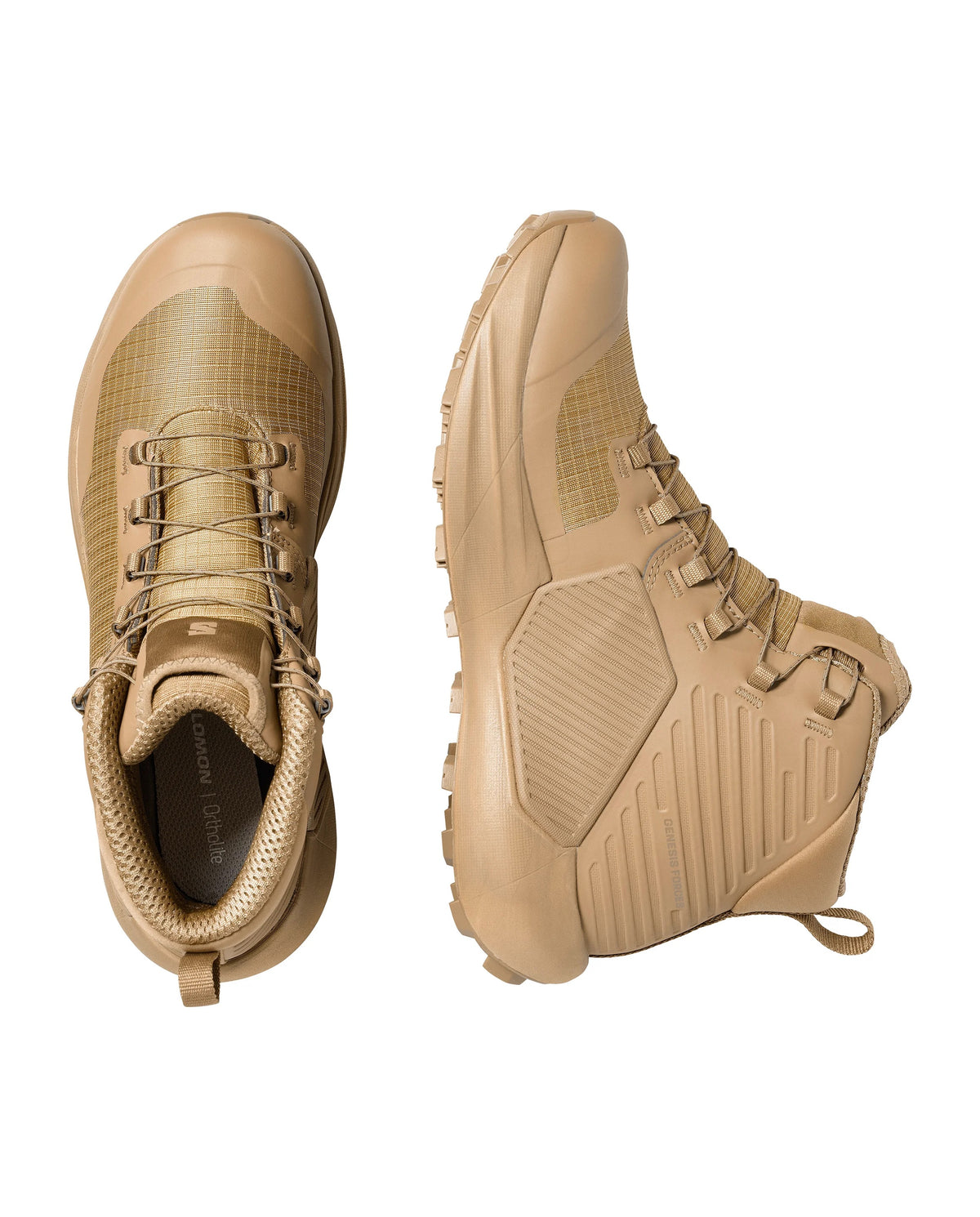 Ein Paar SALOMON FORCES GENESIS FORCES MID Stiefel in Coyote Brown, von oben und von der Seite gezeigt. Diese taktischen Stiefel zeichnen sich durch robuste Sohlen, Mesh-Einsätze, langlebige Materialien und Schnürverschlüsse aus - ideal für den Einsatz im Freien oder bei schweren Einsätzen.
