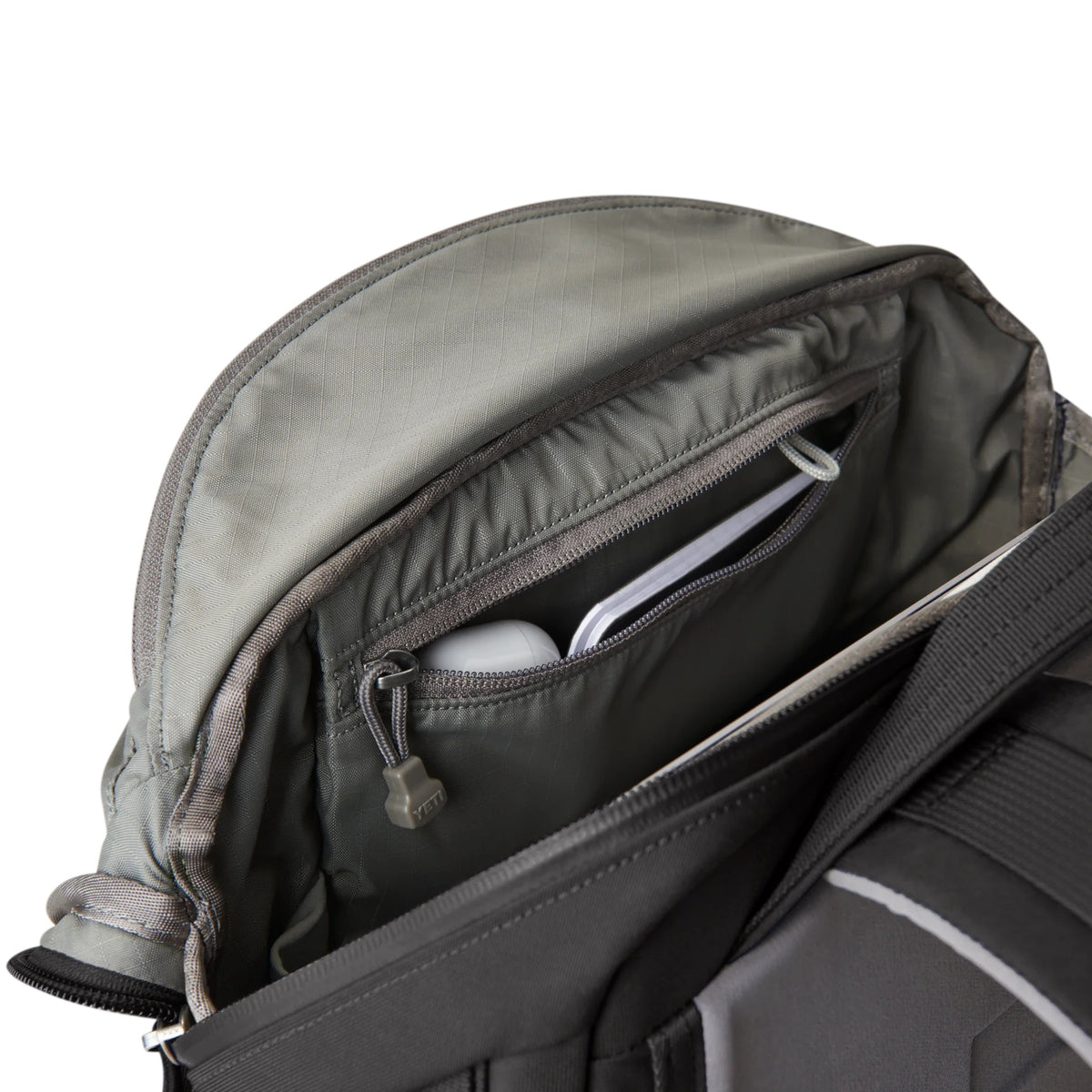 YETI® Rucksack Crossroads® 22L - Black