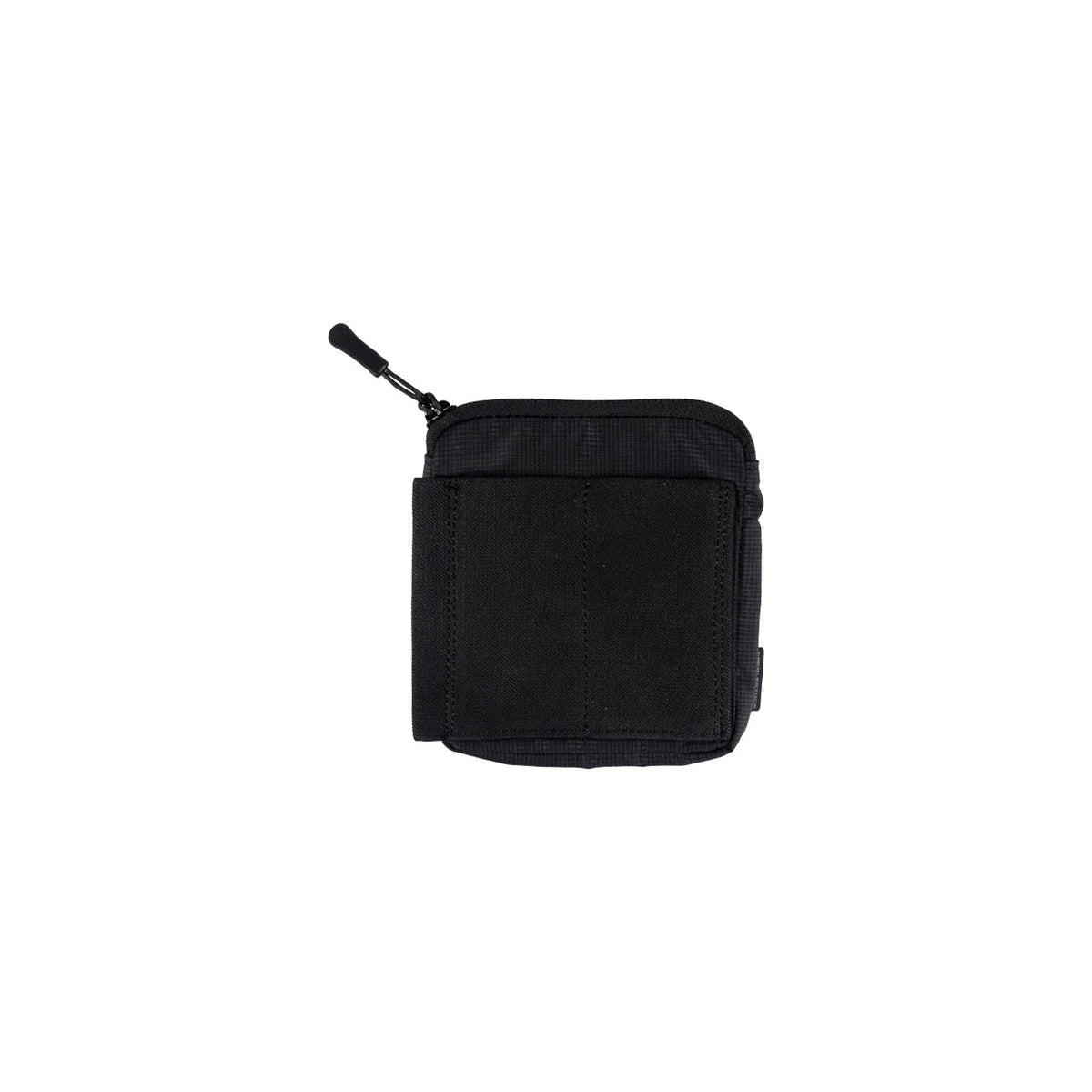 Die EBERLESTOCK Fade Admin Pouch Small in Schwarz aus strapazierfähigem Ripstop-Nylon mit einer Außenseite aus Stoff und einem Reißverschlusszug oben links wird vor einem schlichten weißen Hintergrund präsentiert.