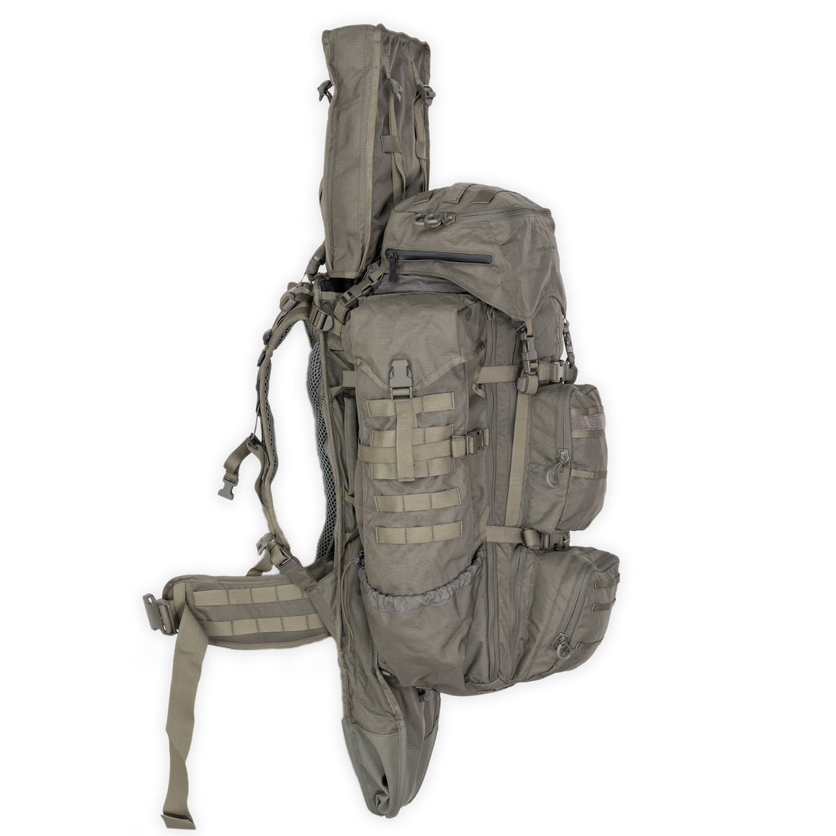 Der EBERLESTOCK G4 Operator Pack ist ein großer, taktischer, olivgrüner Rucksack mit mehreren Fächern, Gurten, Taschen und einem gepolsterten Hüftgurt - ideal als Scharfschützengepäck für wichtige Ausrüstung.