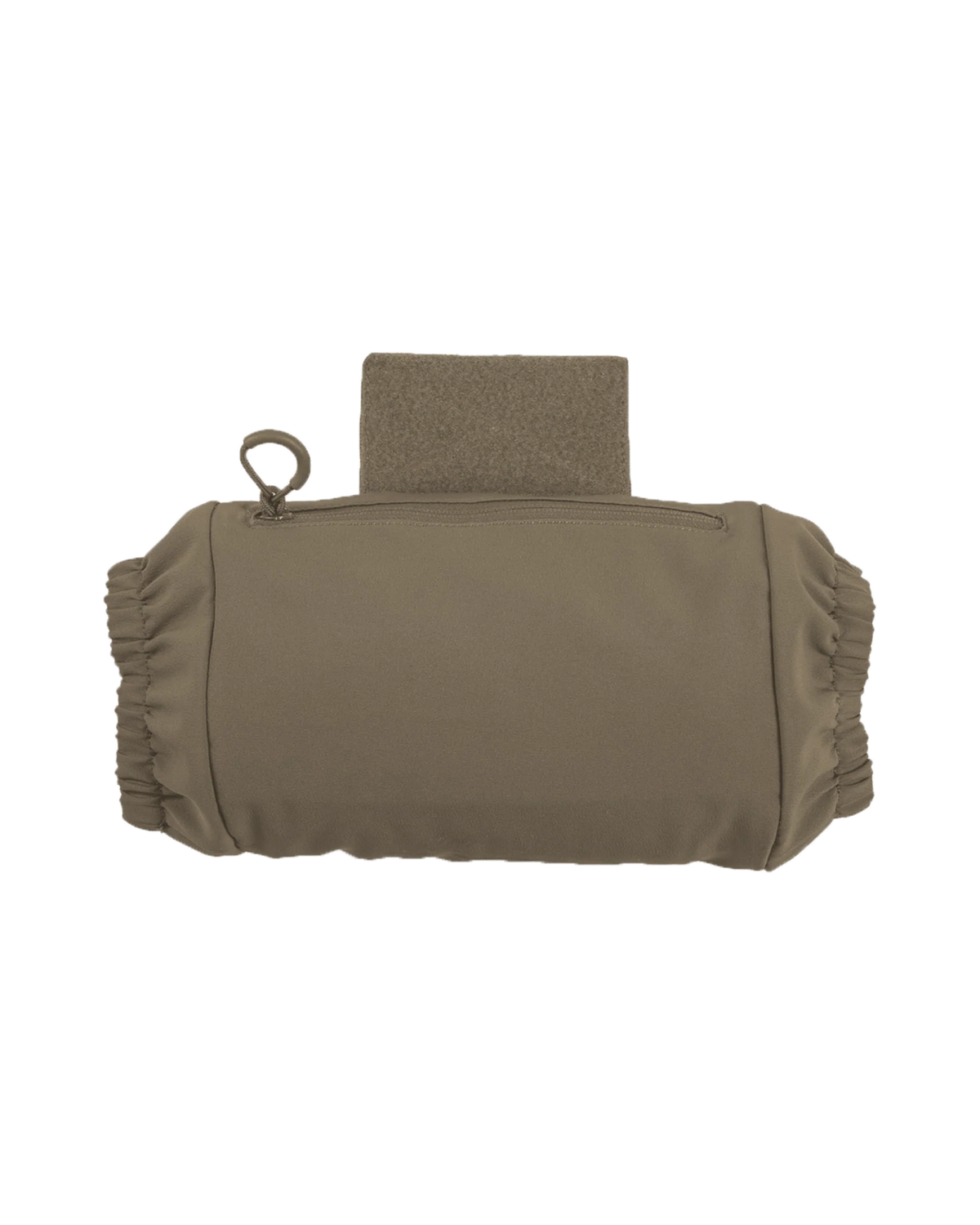 Der EBERLESTOCK Recon Handwarmer ist ein khakifarbener Stoffbeutel mit elastischen Seiten, einem Reißverschluss an der Oberseite und einer rechteckigen Klappe auf der Rückseite - perfekt für Ihr Binogurtzeug. Unifarben auf weißem Hintergrund abgebildet.