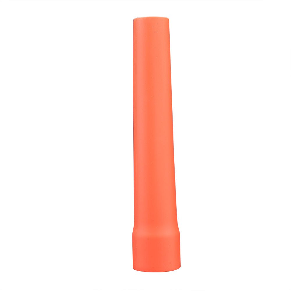 Der FITORCH Signalkegel FT-1 ist ein hohes, zylindrisches, orangefarbenes Kunststoffzubehör mit glatter Oberfläche und breiter Basis - perfekt für die Verwendung mit FITORCH Taschenlampen.