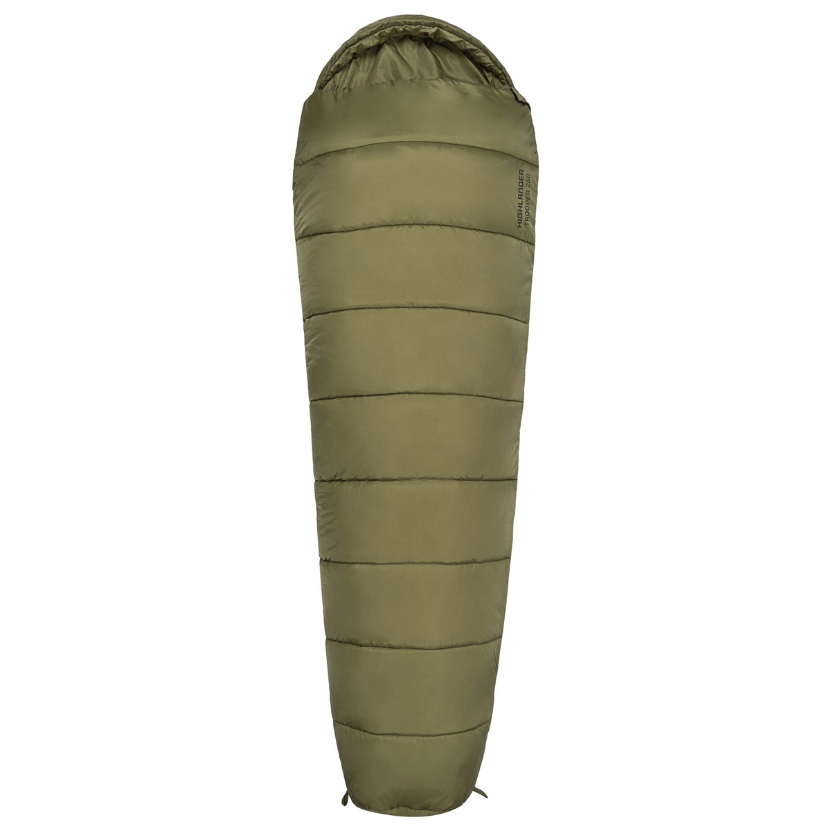 Der HIGHLANDER FORCES Highlander Schlafsack Trooper 250 ist ein grüner, mumienartiger Schlafsack mit horizontalen Nähten, einem Kapuzenoberteil und einer verjüngten Form, die sich an den Schultern verbreitert und an den Füßen verengt, um Komfort zu bieten.