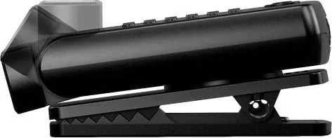 Seitenansicht des schwarzen, zylindrischen LEDLENSER Ledlenser W1R Work Clip-On-Kameragerätes mit links positioniertem Objektiv und Klemmsockel zur einfachen Befestigung, das Tragbarkeit und Funktionalität vereint.