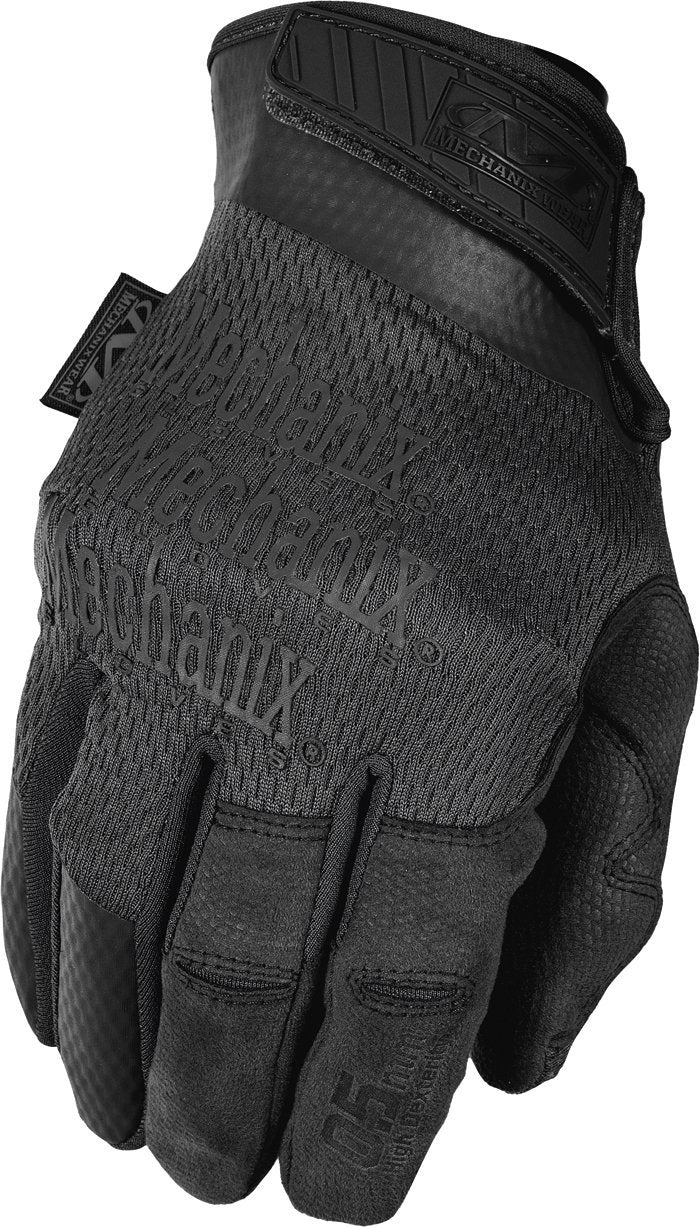 Nahaufnahme eines schwarzen MECHANIX Handschuhs Specialty 0.5 Gen II - Covert mit AX-Suede-Gewebe, verstärkten Fingerspitzen und dem MECHANIX-Logo auf dem Handrücken.