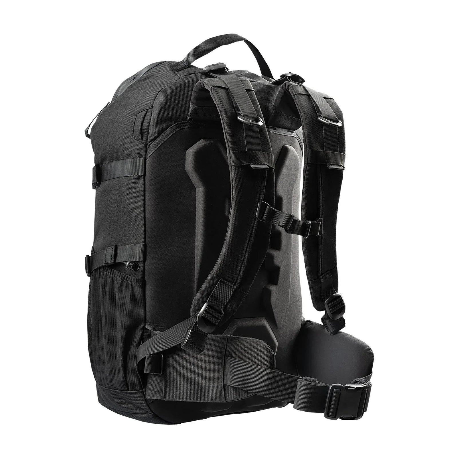 Der STOIRM 40L Tactical Pack GEN2, ein schwarzer Rucksack mit gepolsterten Schultergurten, Hüftgurt und mehrfach verstellbaren Schnallen, ist in der Rückenansicht auf weißem Hintergrund abgebildet - perfekt für jedes Outdoor-Abenteuer.