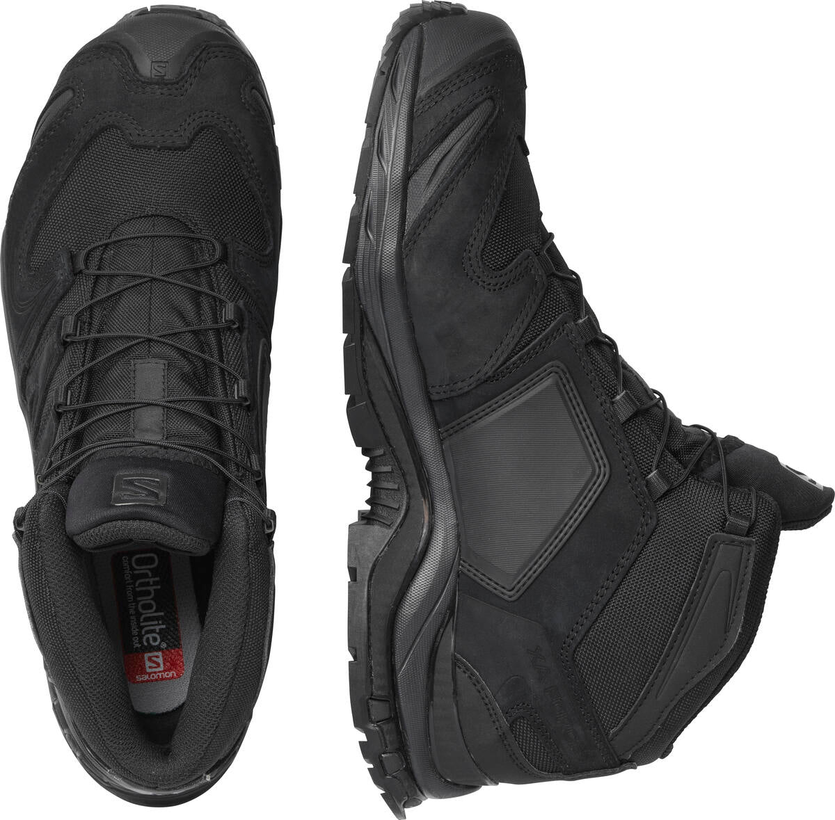 Abgebildet sind zwei schwarze SALOMON FORCES XA FORCES MID WIDE EN Schuhe: einer zeigt eine Draufsicht mit Schnürsenkeln und gebrandeter Innensohle, der andere die Außenseite und die robuste Sohle. Beide sind aus robustem, strukturiertem Material.