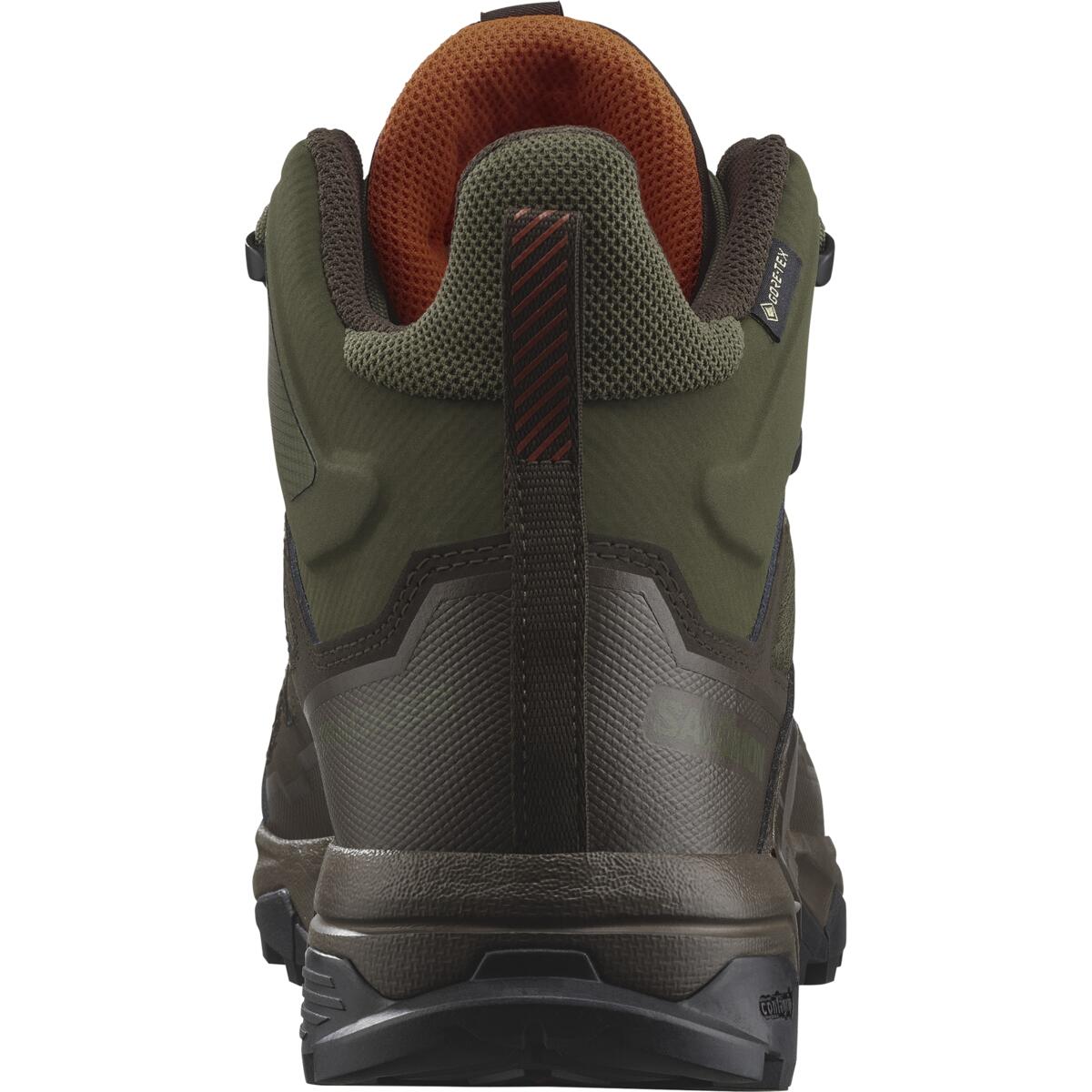 Eine Rückansicht des SALOMON TRACKER X ULTRA TRACKER GTX in Grün/Erdbraun/Orange mit robuster Sohle und strukturierter Ferse - ideal für Wanderungen im Freien mit wasserdichtem GORE-TEX Schutz.