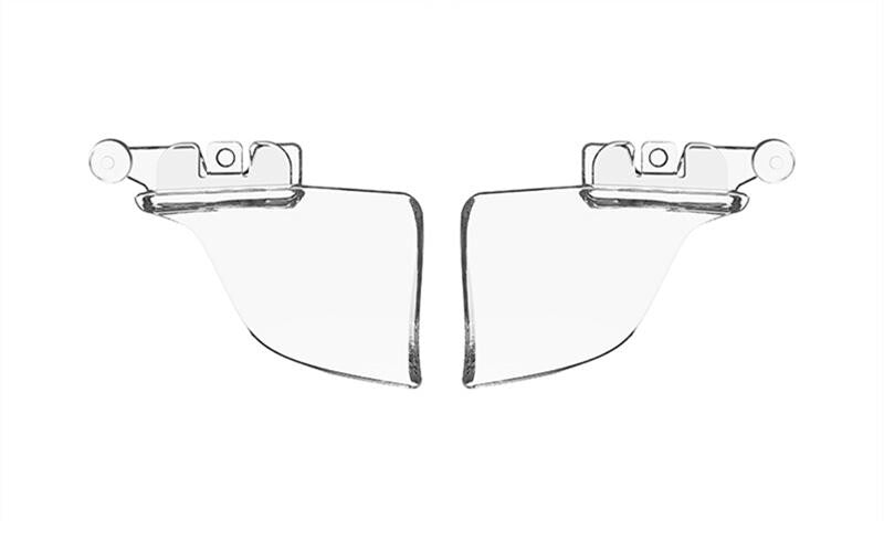 Ein Paar transparente, gewölbte Kunststoff-Visieraufsätze mit Halterungen für die Wiley X Sonnenbrille TREK von WILEY X, symmetrisch auf weißem Hintergrund dargestellt.