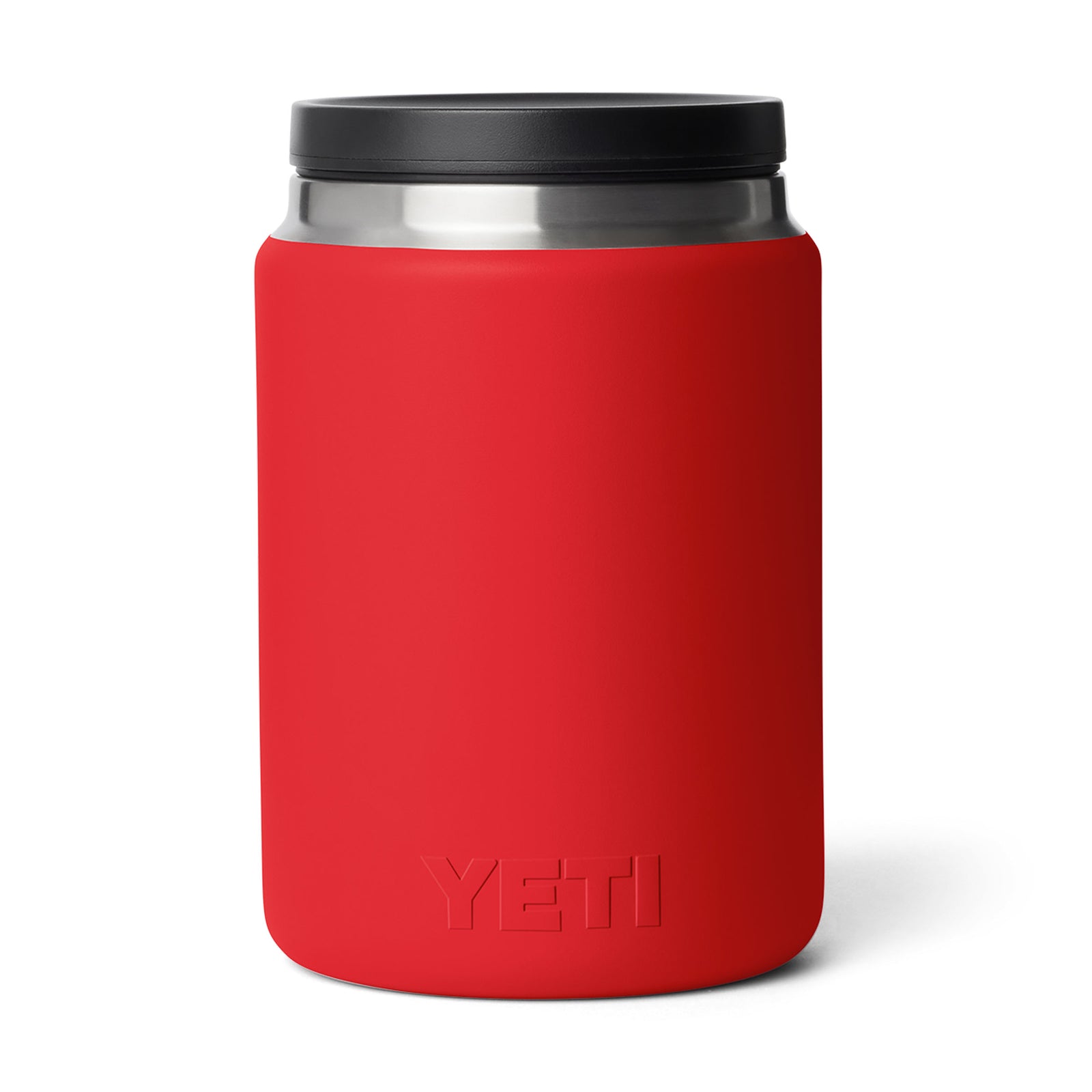 Ein YETI® Isolierter Essensbehälter Rambler 24 oz in Rescue Red mit schwarzem Deckel und Edelstahlrand steht aufrecht auf weißem Hintergrund.