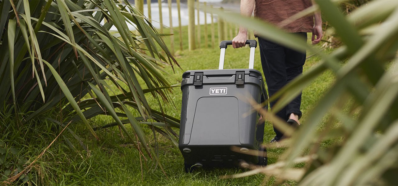 YETI® Kühlbox Roadie 48 - White