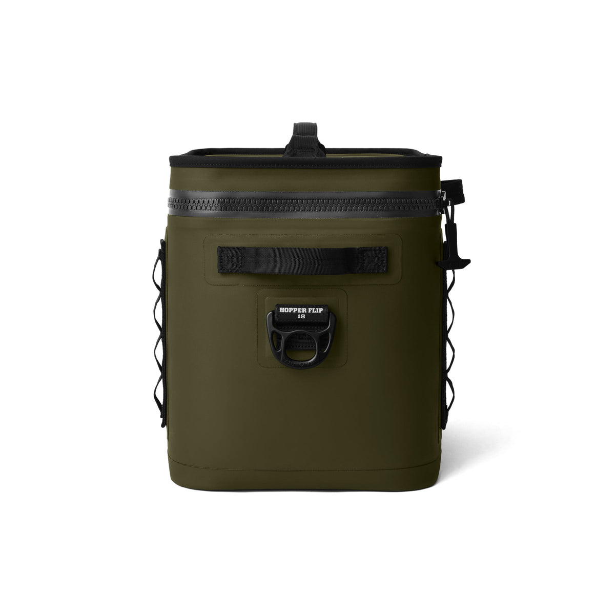 Die olivgrüne, rechteckige YETI® Kühltasche Hopper Flip® 18 mit Tragegriff, schwarzem Reißverschluss und seitlichen Netztaschen steht aufrecht vor einem weißen Hintergrund - perfekt, um Getränke unterwegs kühl zu halten.