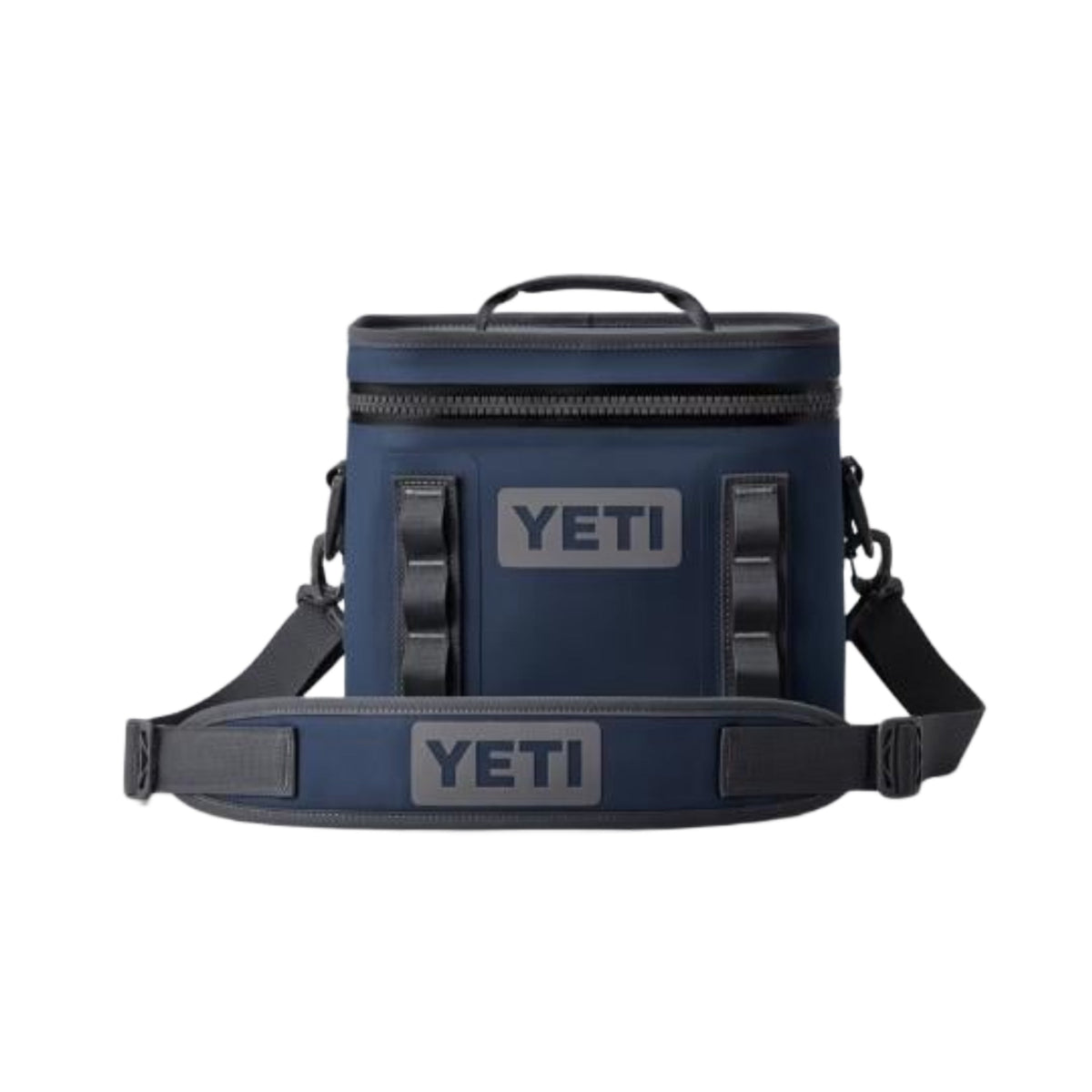 Die YETI® Kühltasche Hopper Flip® 8 in Navy verfügt über einen Reißverschluss an der Oberseite, einen stabilen Griff, einen abnehmbaren Schultergurt und ein YETI-Branding - ideal für jeden Kühltaschen-Tagesausflug.