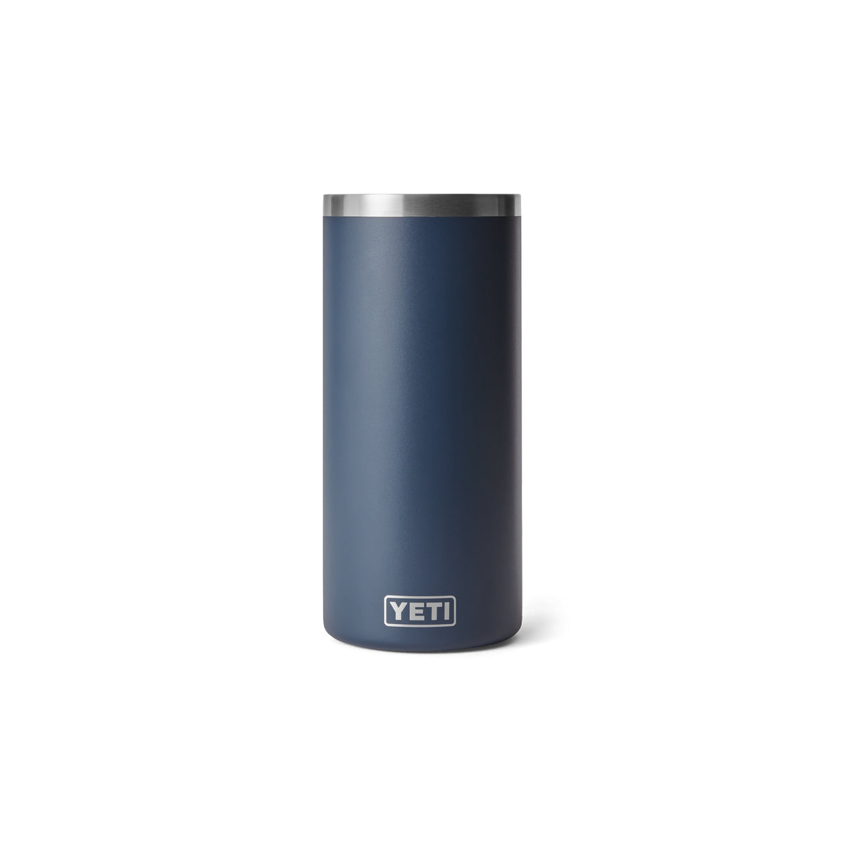 Ein marineblauer YETI® Rambler® Weinkühler-Becher mit doppelwandiger Vakuumisolierung, silbernem Rand und YETI-Logo in der unteren Mitte ist aufrecht auf weißem Hintergrund abgebildet.