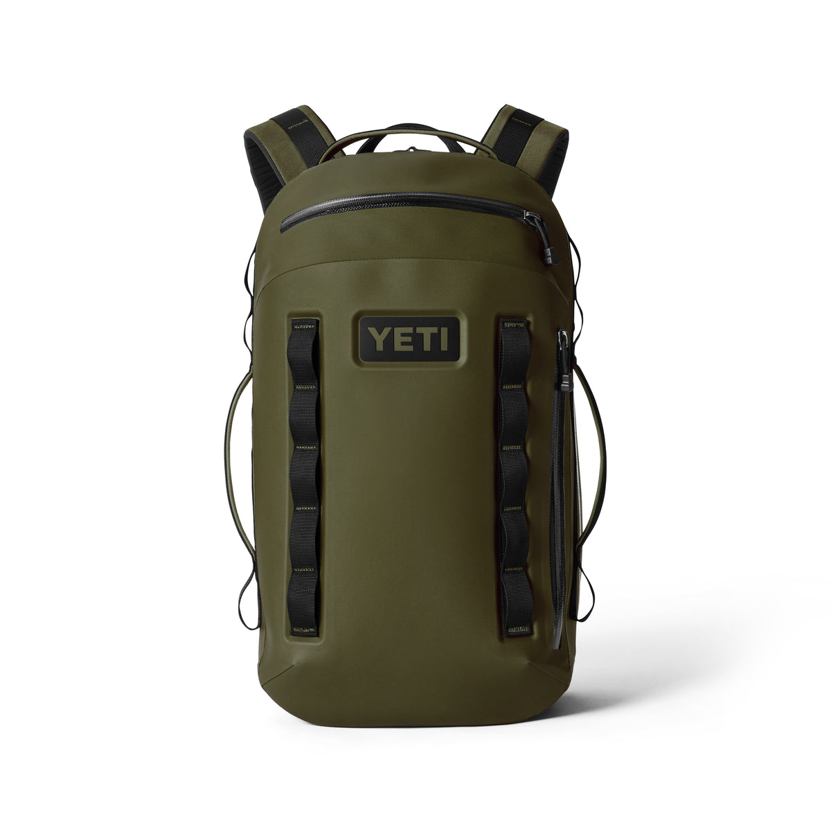 Der YETI® Rucksack Cayo™ 25L in Olive verfügt über schwarze Träger, einen Reißverschluss an der Oberseite, das YETI-Logo-Patch auf der Vorderseite und zwei seitliche Tragegriffe - ein stilvoller Rucksack für alle Ihre Abenteuer.